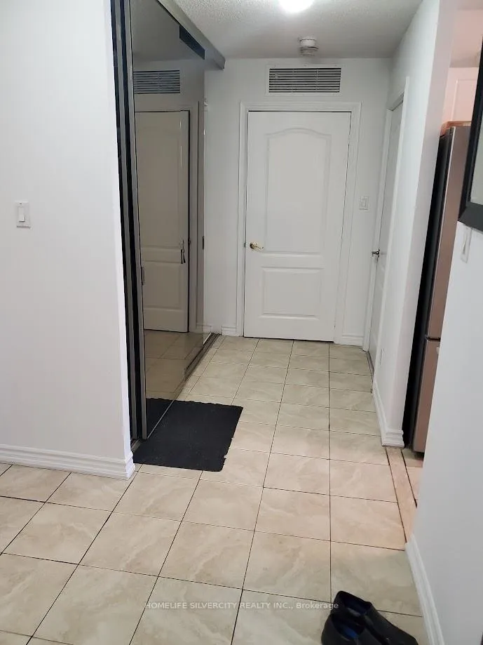 Photo 2 of Unit 303, 7 Dayspring Circle E, Brampton, Goreway Drive Corridor — HOMEH