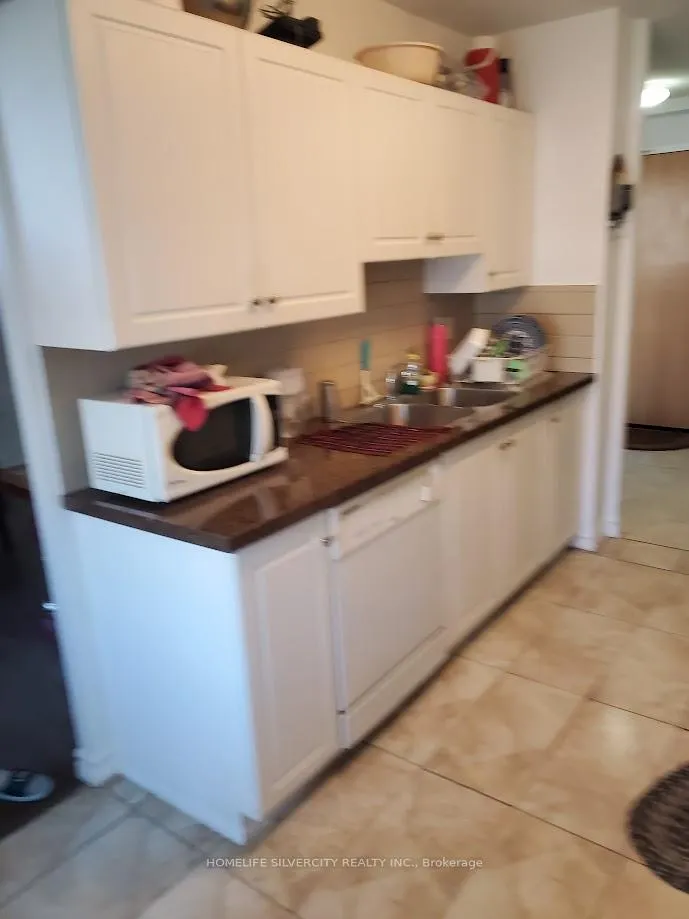 Photo 5 of Unit 303, 7 Dayspring Circle E, Brampton, Goreway Drive Corridor — HOMEH