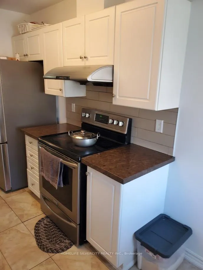 Photo 6 of Unit 303, 7 Dayspring Circle E, Brampton, Goreway Drive Corridor — HOMEH