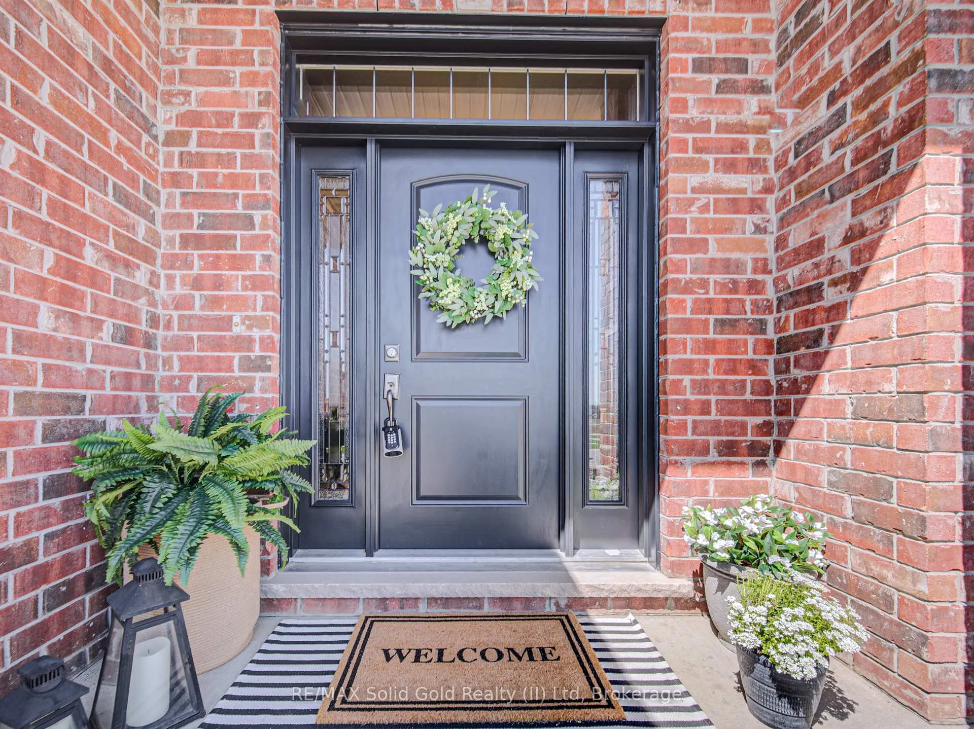 Photo 3 of 11 Gerber Meadows Drive, Wellesley — HOMEH