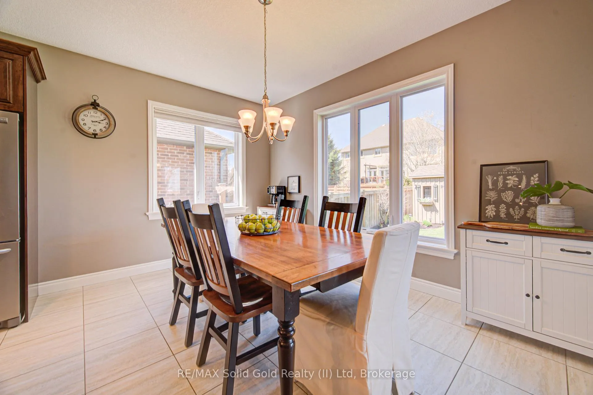 Photo 19 of 11 Gerber Meadows Drive, Wellesley — HOMEH