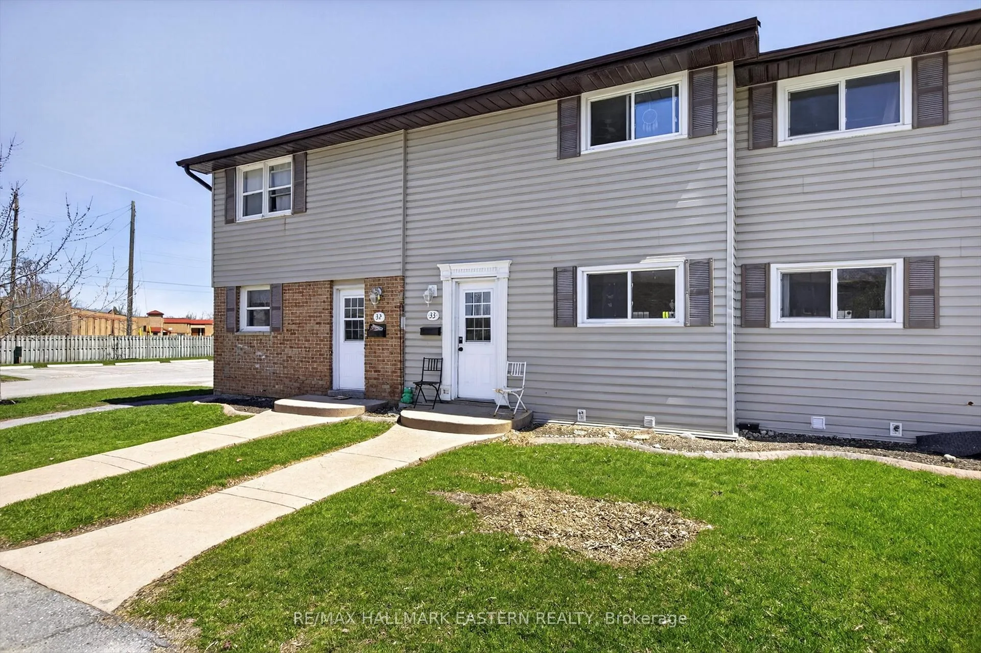Photo 2 of Unit #33, 996 Sydenham Road, Peterborough, Ashburnham Ward 4 — HOMEH