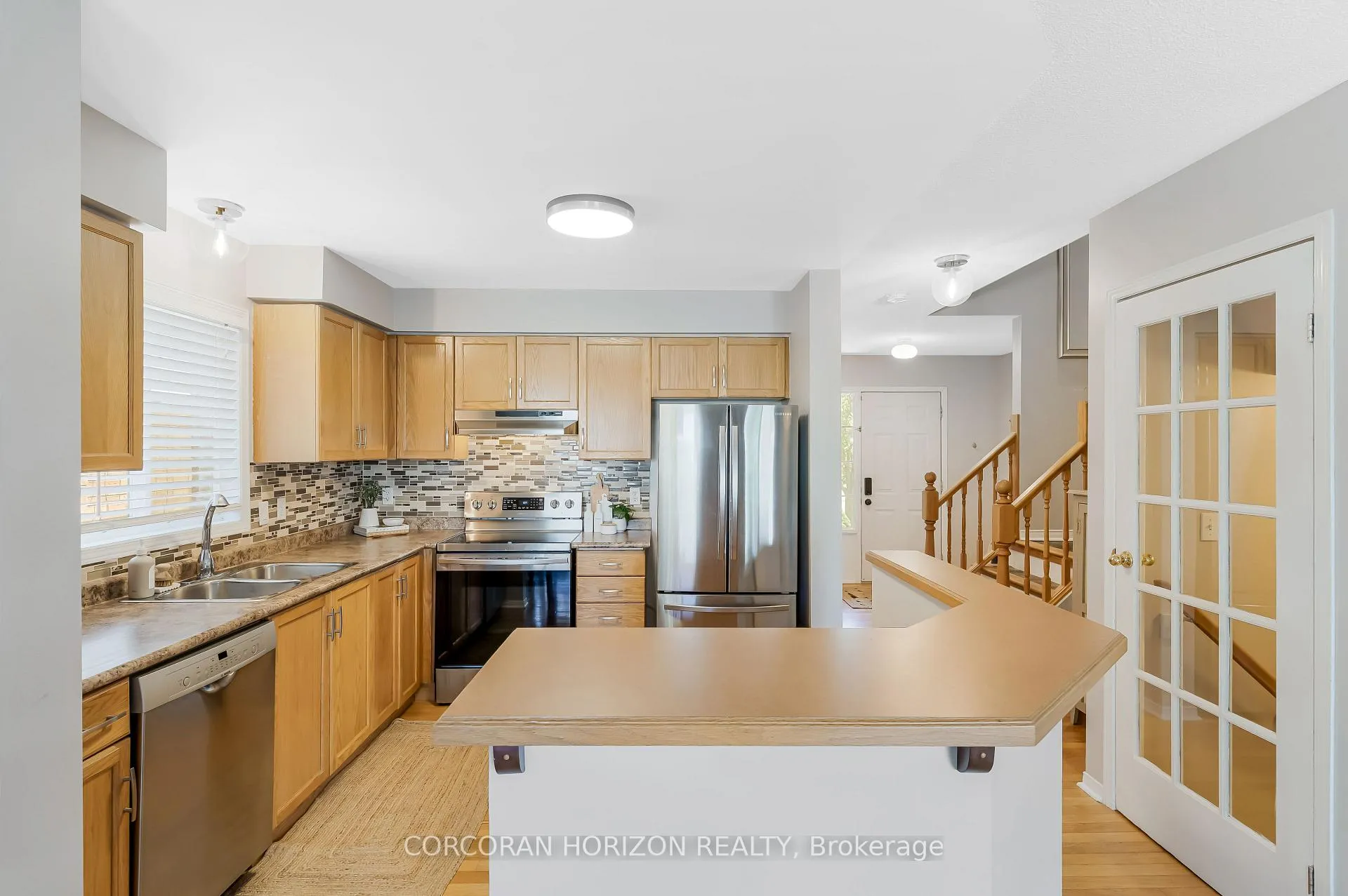 Photo 13 of 74 Elma Place, Cambridge — HOMEH