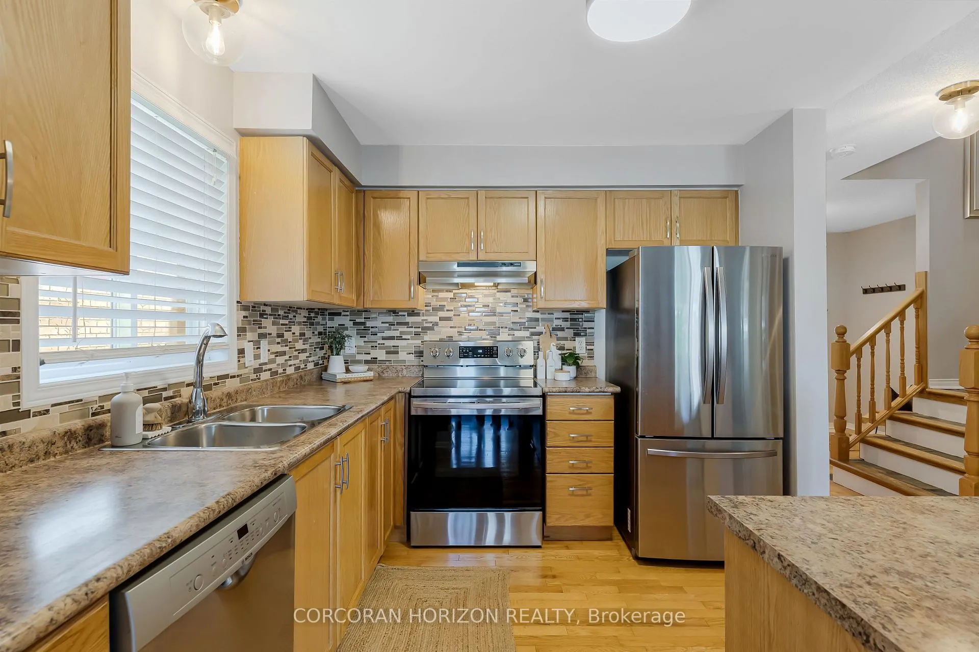 Photo 16 of 74 Elma Place, Cambridge — HOMEH