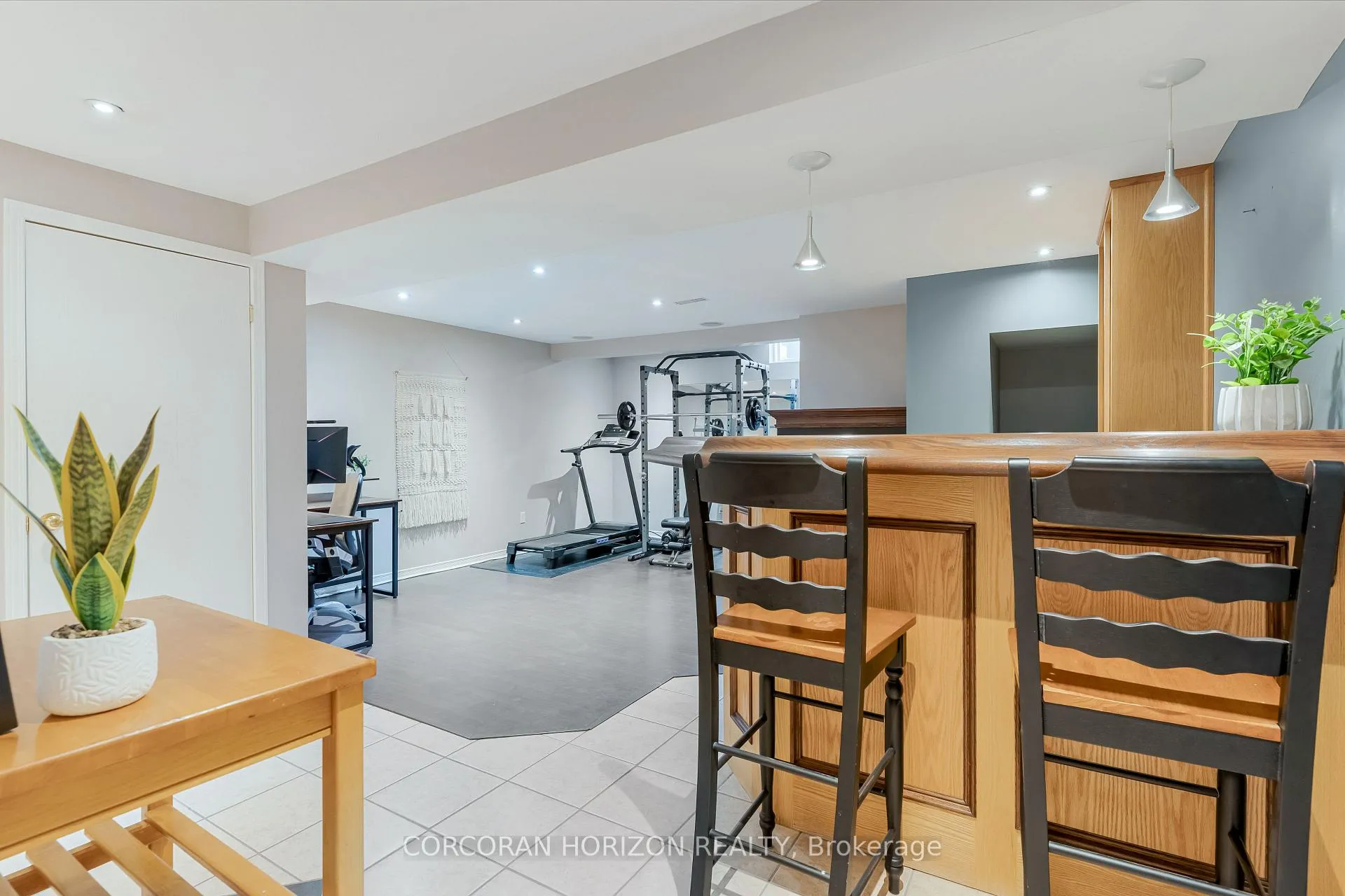 Photo 38 of 74 Elma Place, Cambridge — HOMEH