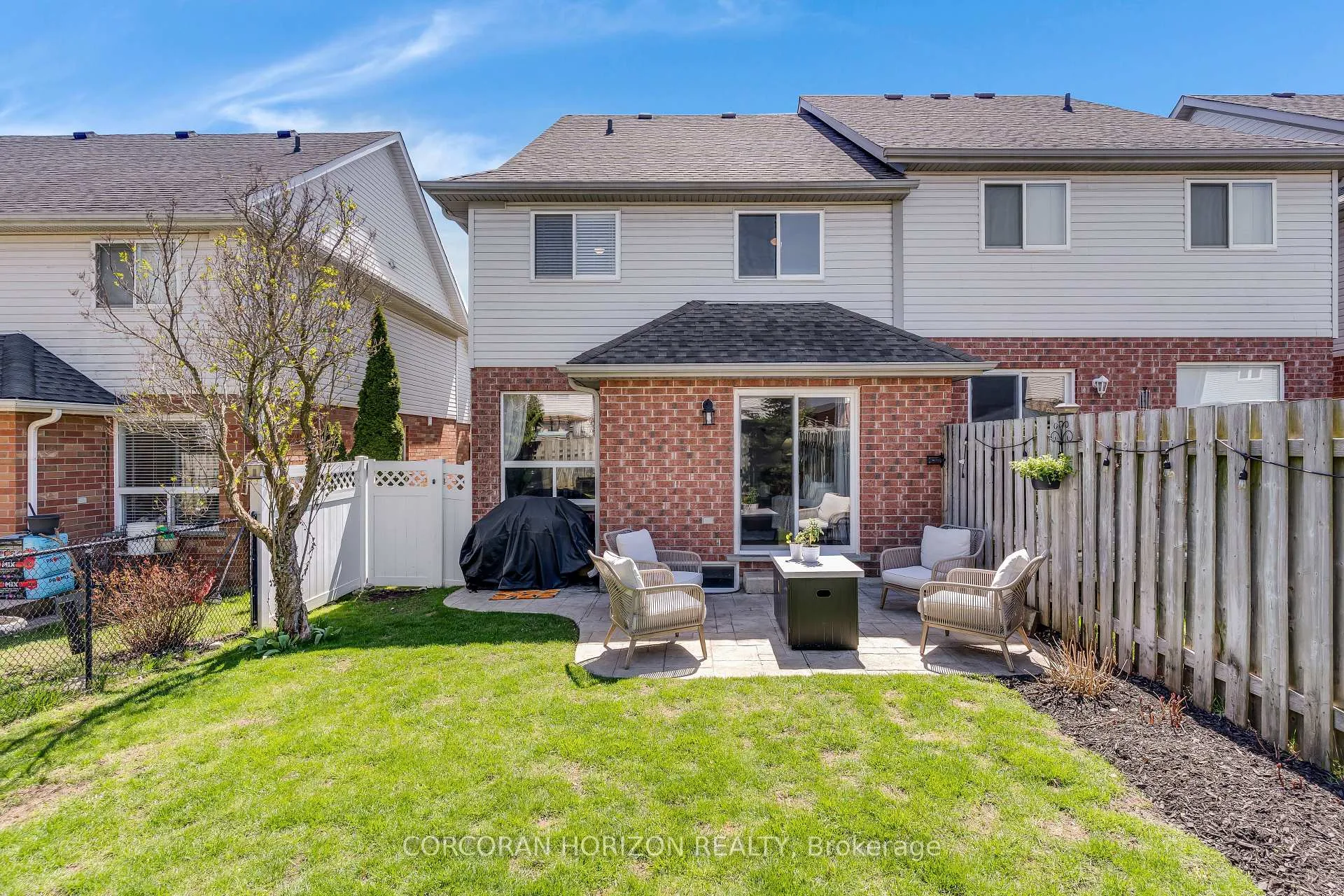 Photo 45 of 74 Elma Place, Cambridge — HOMEH