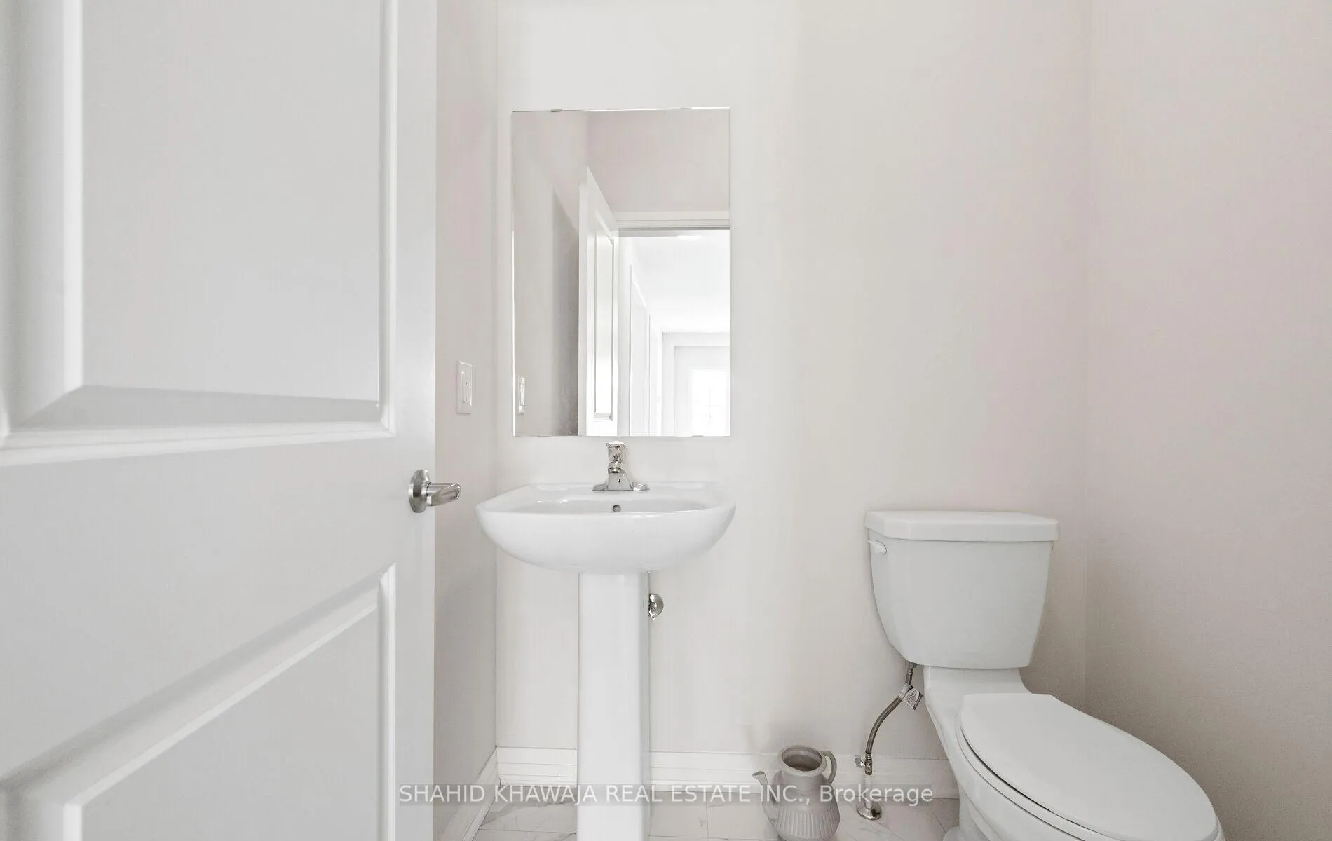 Photo 16 of 1109 Dent Terrace, Milton, Bowes — HOMEH