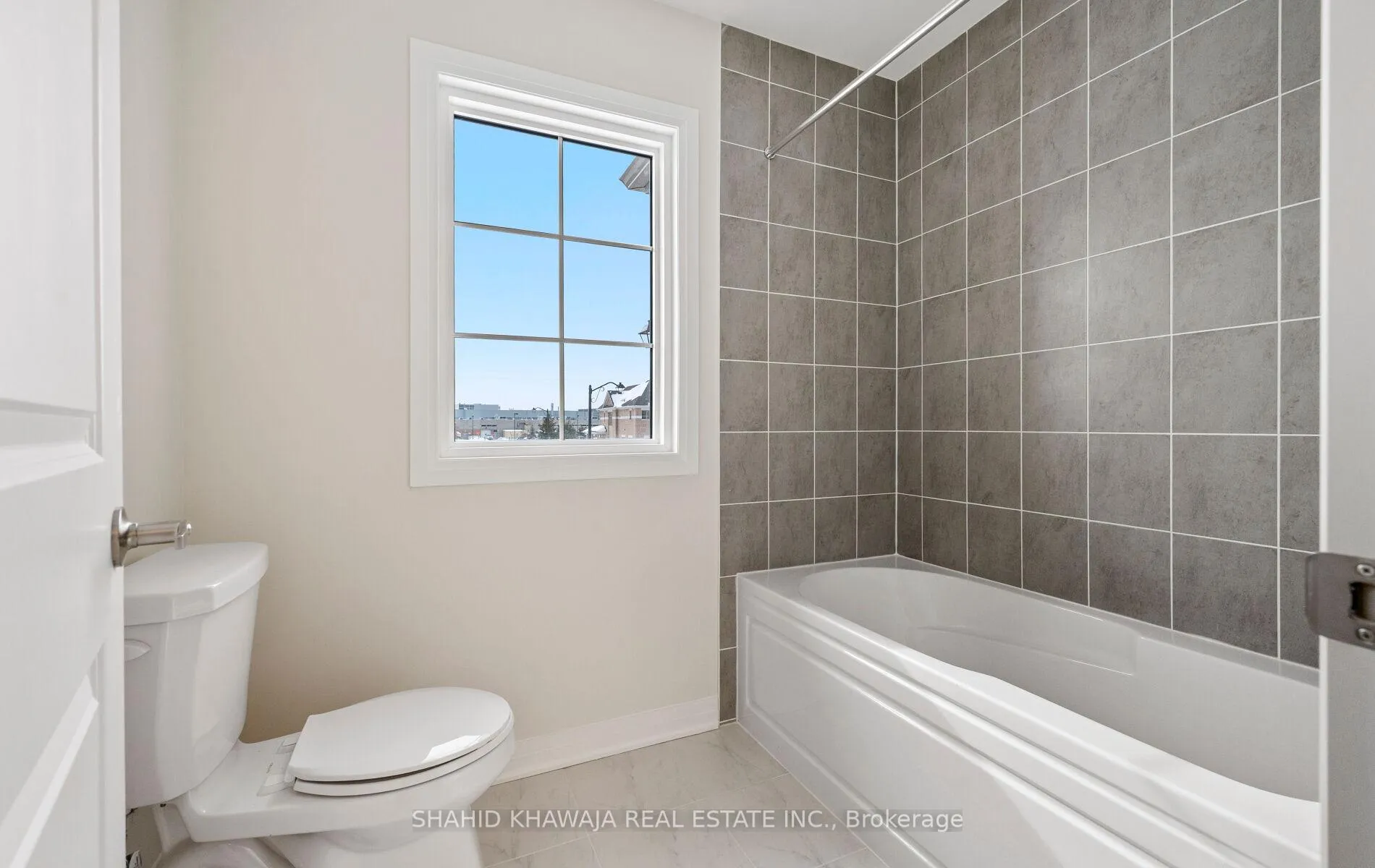 Photo 30 of 1109 Dent Terrace, Milton, Bowes — HOMEH