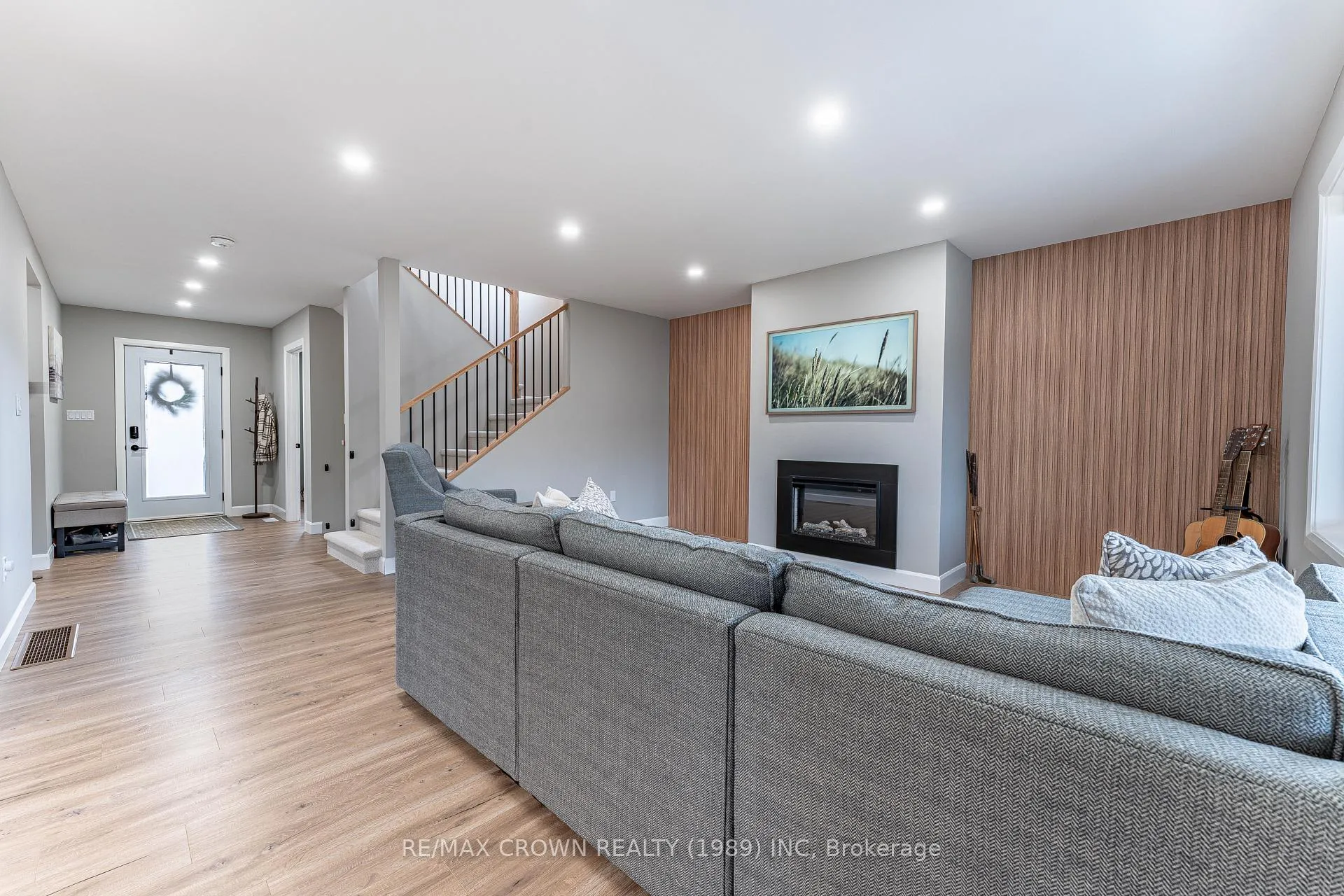 Photo 3 of 121 Golf Course Road, Callander — HOMEH