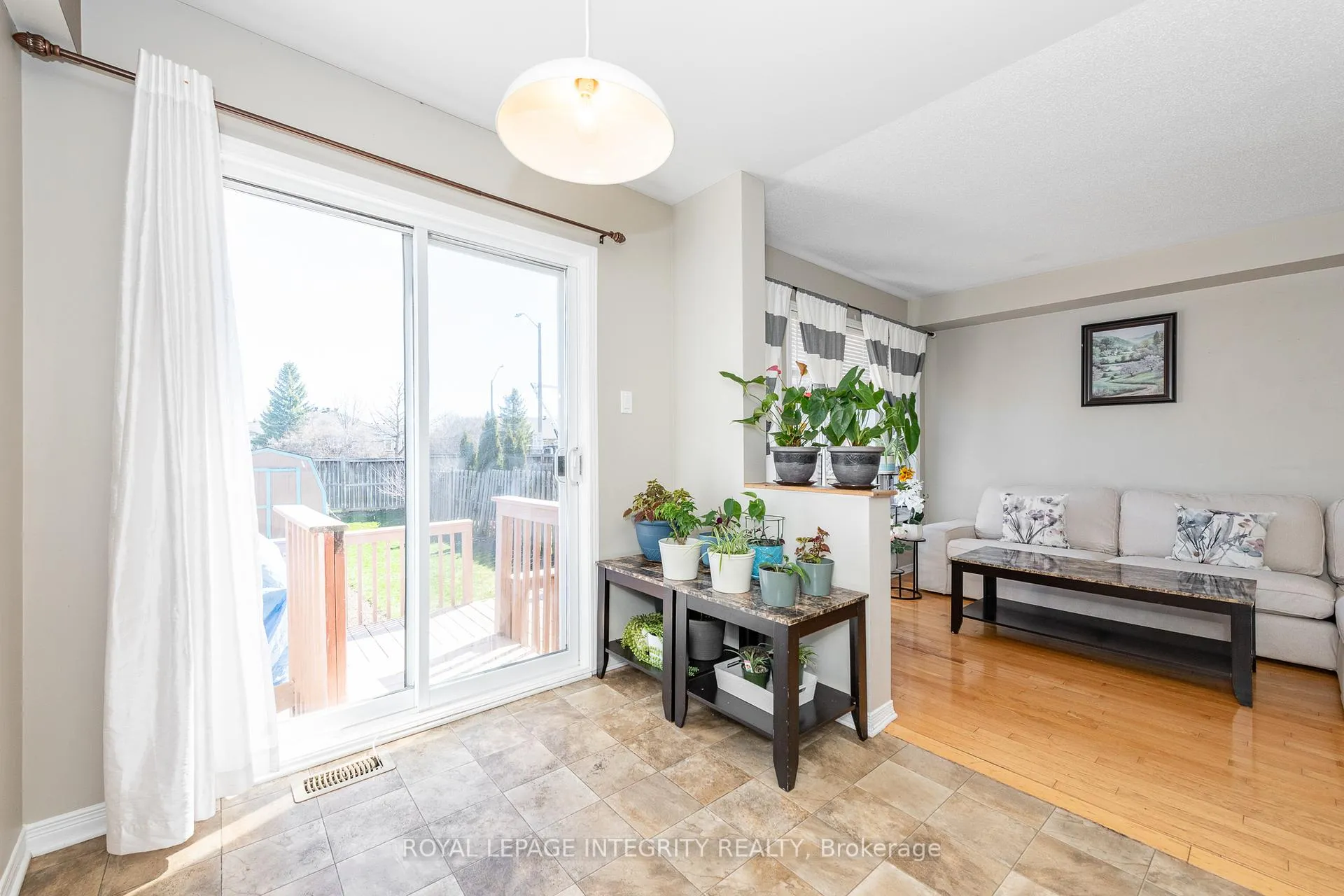 Photo 22 of 915 Schooner Crescent, Ottawa, Riverside South/Gloucester Glen — HOMEH