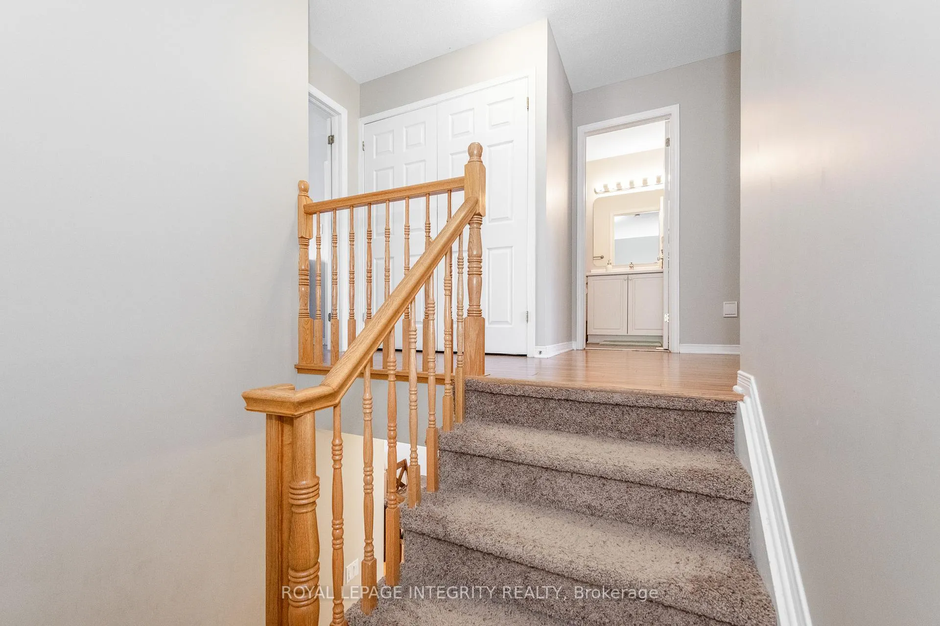 Photo 23 of 915 Schooner Crescent, Ottawa, Riverside South/Gloucester Glen — HOMEH