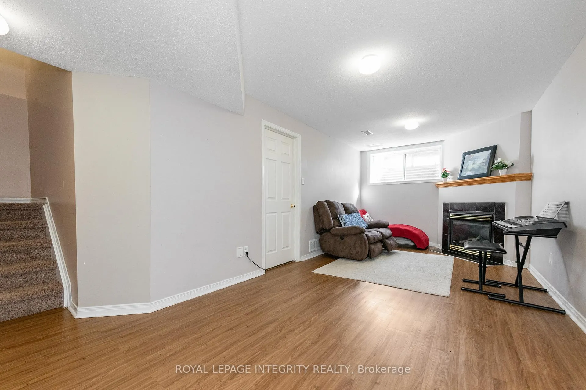 Photo 40 of 915 Schooner Crescent, Ottawa, Riverside South/Gloucester Glen — HOMEH