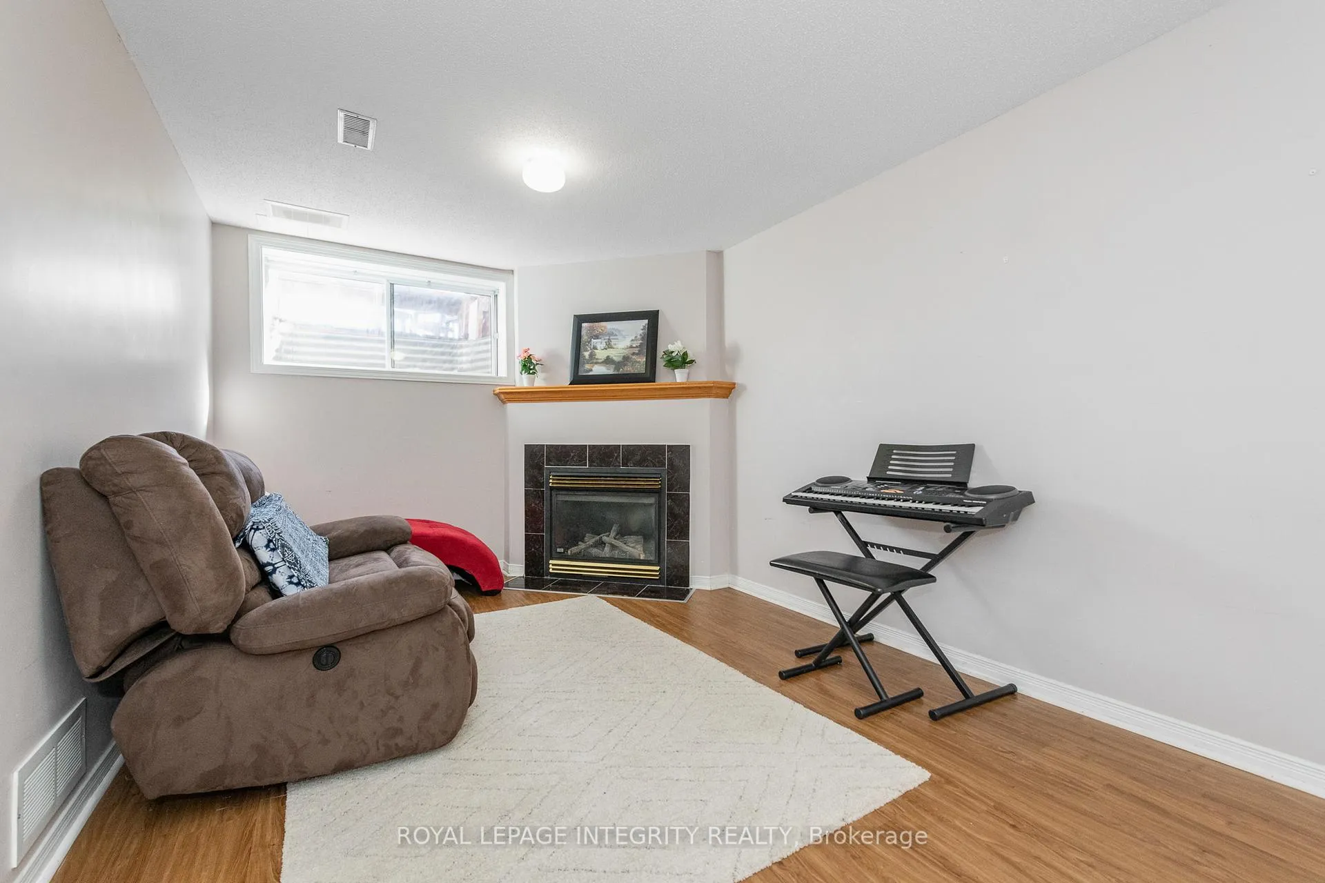 Photo 41 of 915 Schooner Crescent, Ottawa, Riverside South/Gloucester Glen — HOMEH