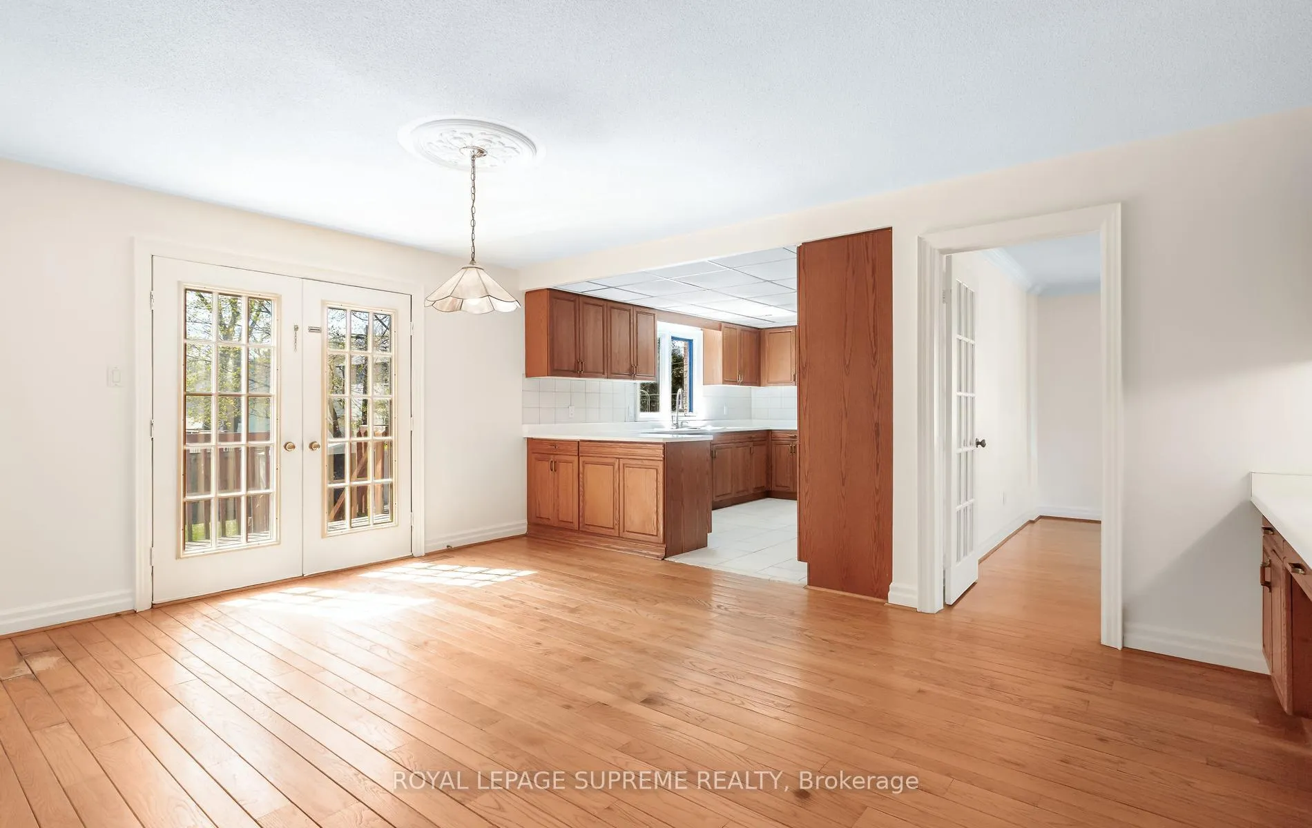 Photo 12 of 31 Donalbert Road, Etobicoke, Islington-City Centre West — HOMEH