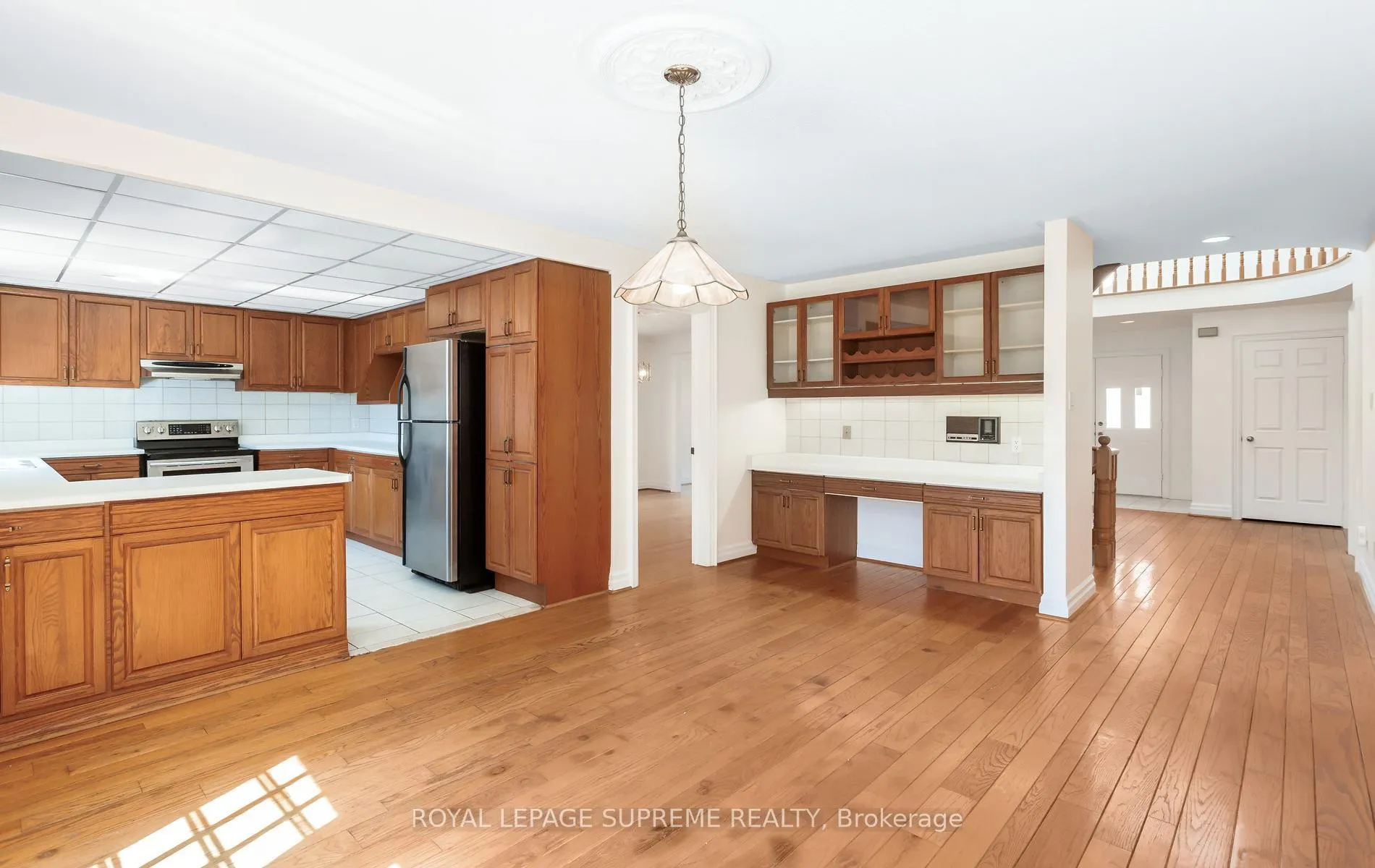 Photo 15 of 31 Donalbert Road, Etobicoke, Islington-City Centre West — HOMEH