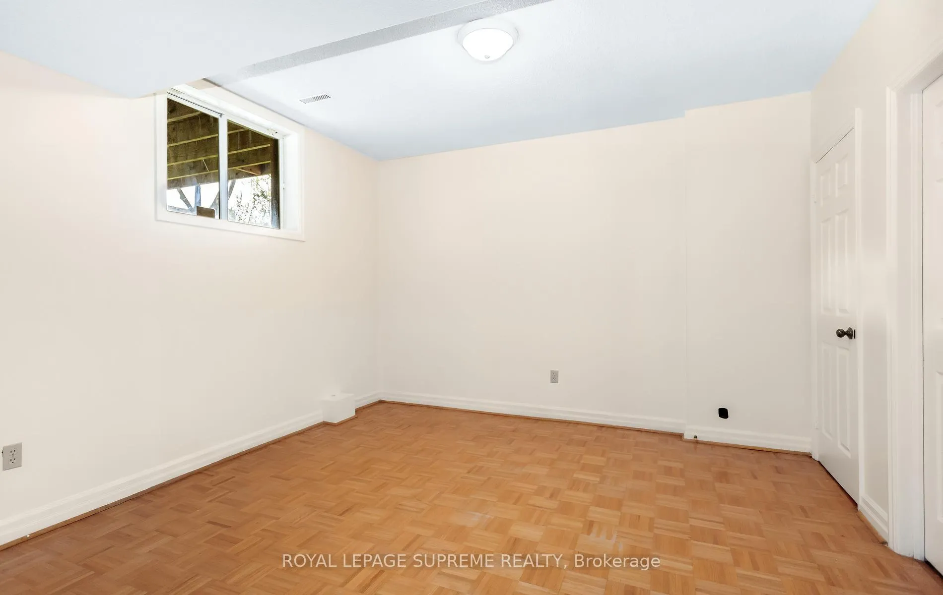 Photo 43 of 31 Donalbert Road, Etobicoke, Islington-City Centre West — HOMEH