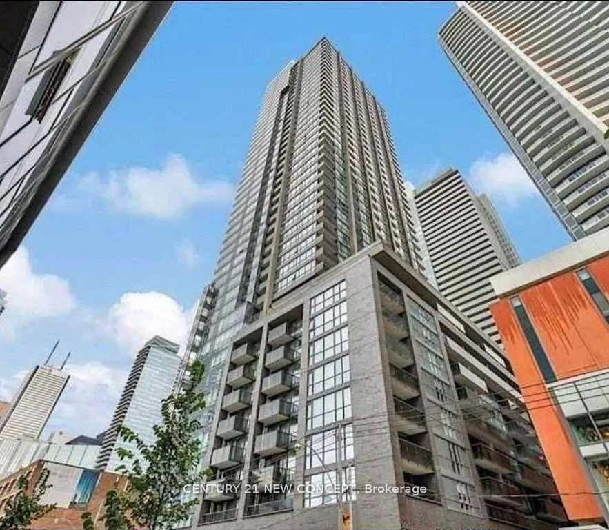 Front of Unit 2508, 295 Adelaide Street W