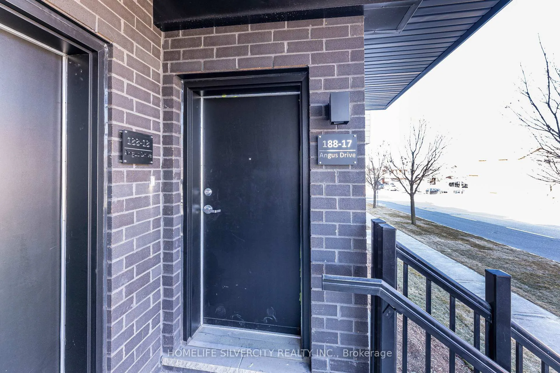 Photo 4 of Unit 17, 188 Angus Drive, Ajax, Central — HOMEH