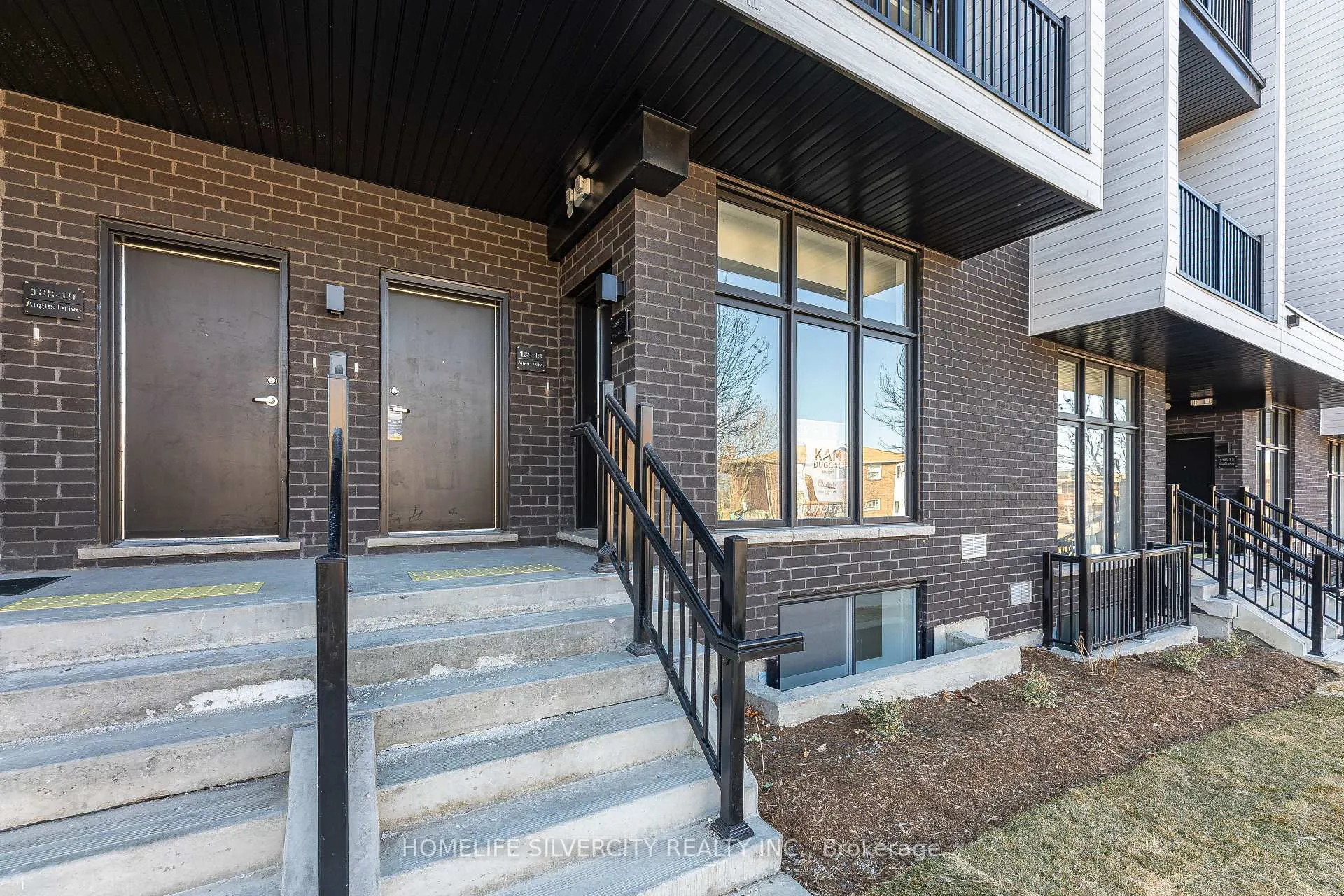 Photo 5 of Unit 17, 188 Angus Drive, Ajax, Central — HOMEH