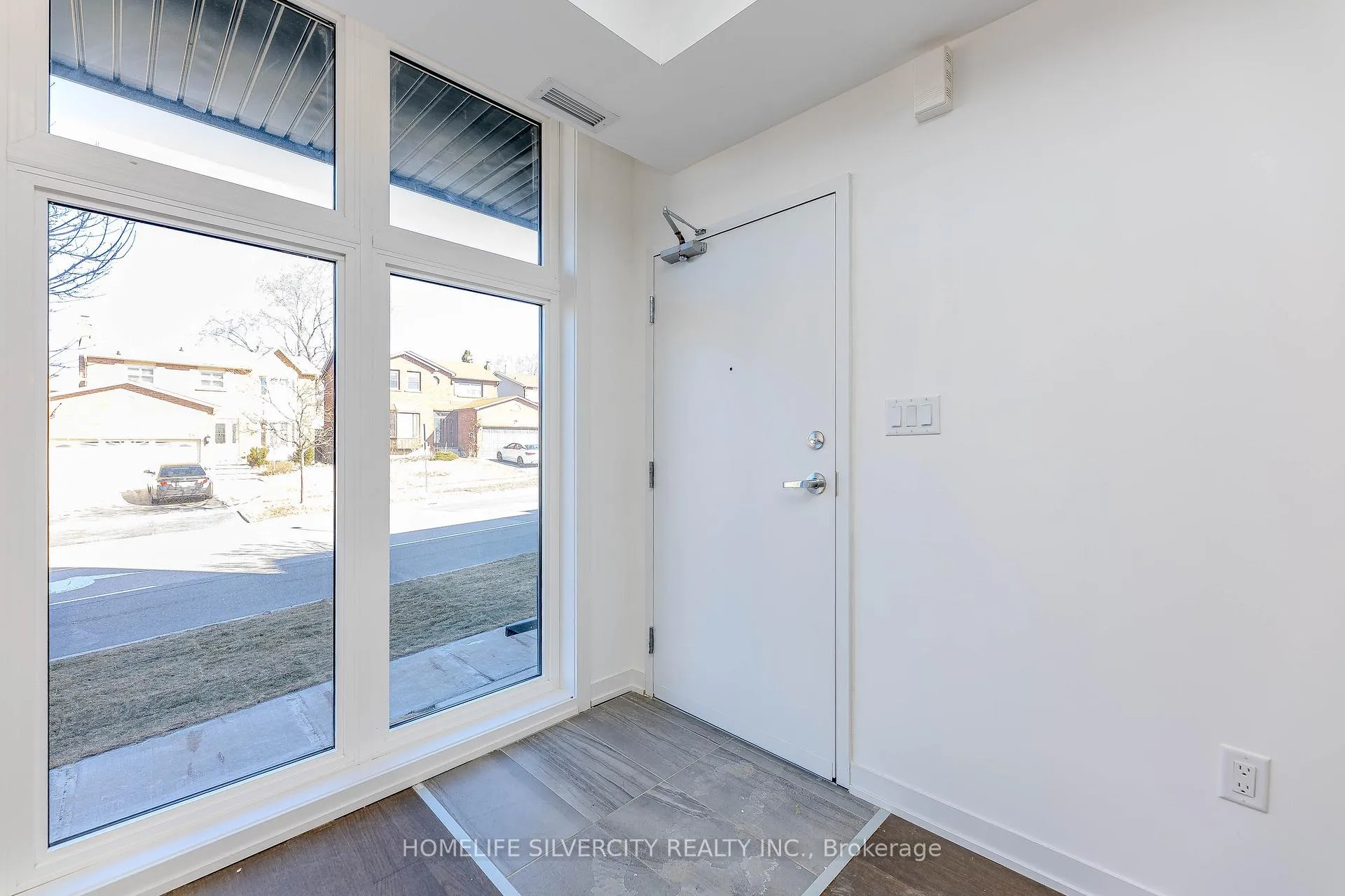 Photo 6 of Unit 17, 188 Angus Drive, Ajax, Central — HOMEH