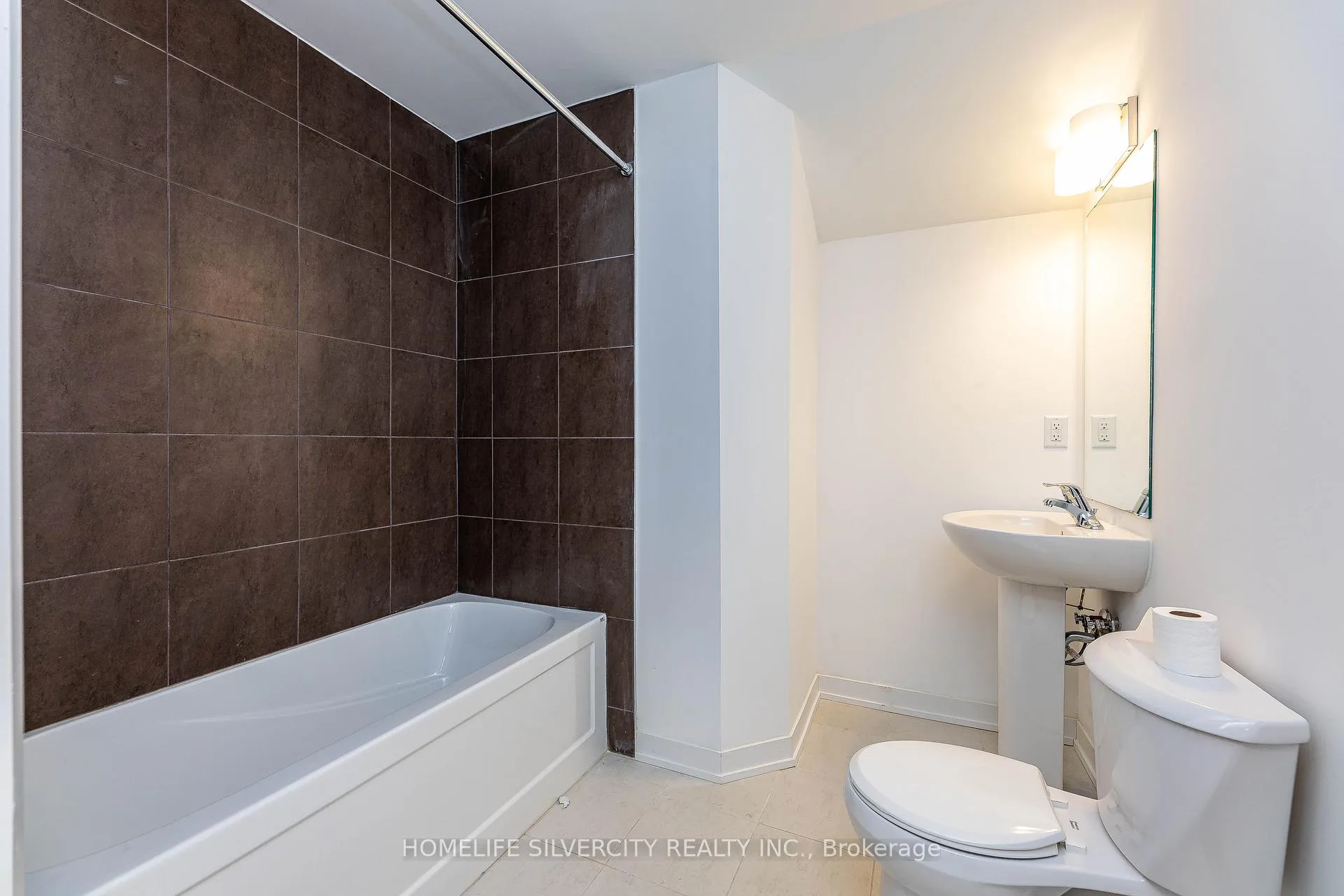 Photo 16 of Unit 17, 188 Angus Drive, Ajax, Central — HOMEH