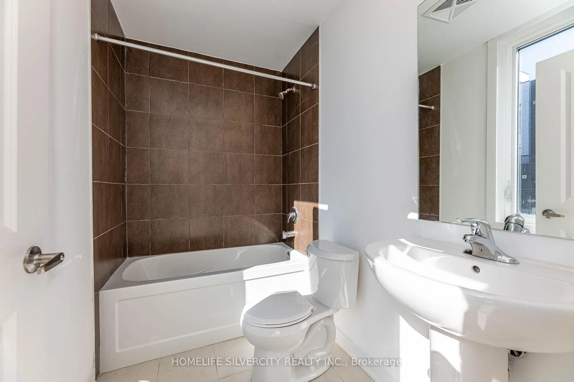Photo 26 of Unit 17, 188 Angus Drive, Ajax, Central — HOMEH
