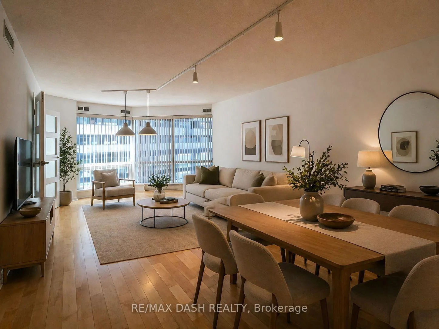 Photo 1 of Unit 414, 1001 Bay Street, Toronto, Bay Street Corridor — HOMEH