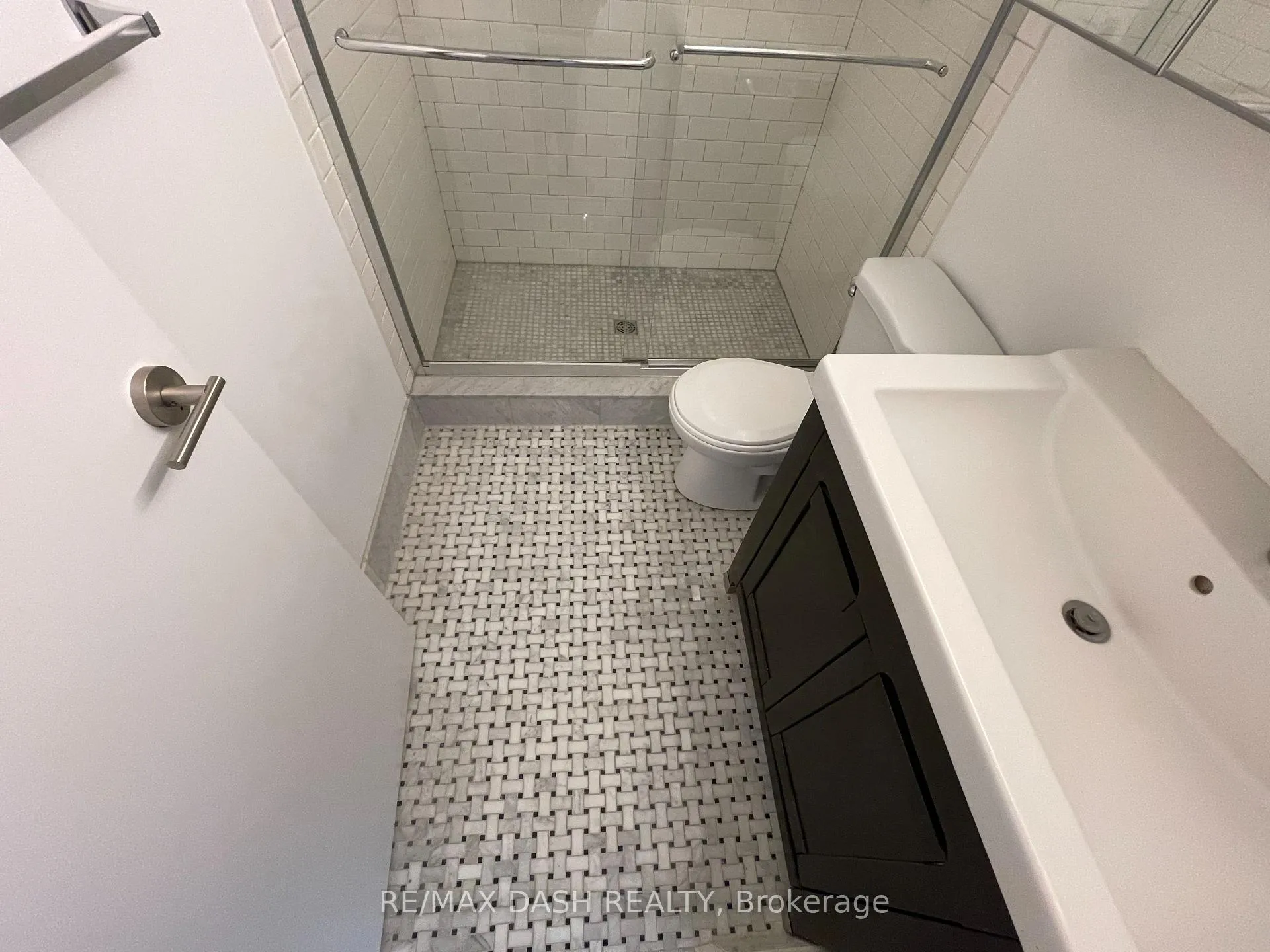 Photo 17 of Unit 414, 1001 Bay Street, Toronto, Bay Street Corridor — HOMEH