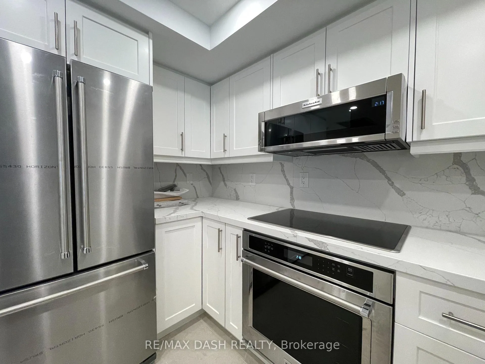 Photo 33 of Unit 414, 1001 Bay Street, Toronto, Bay Street Corridor — HOMEH