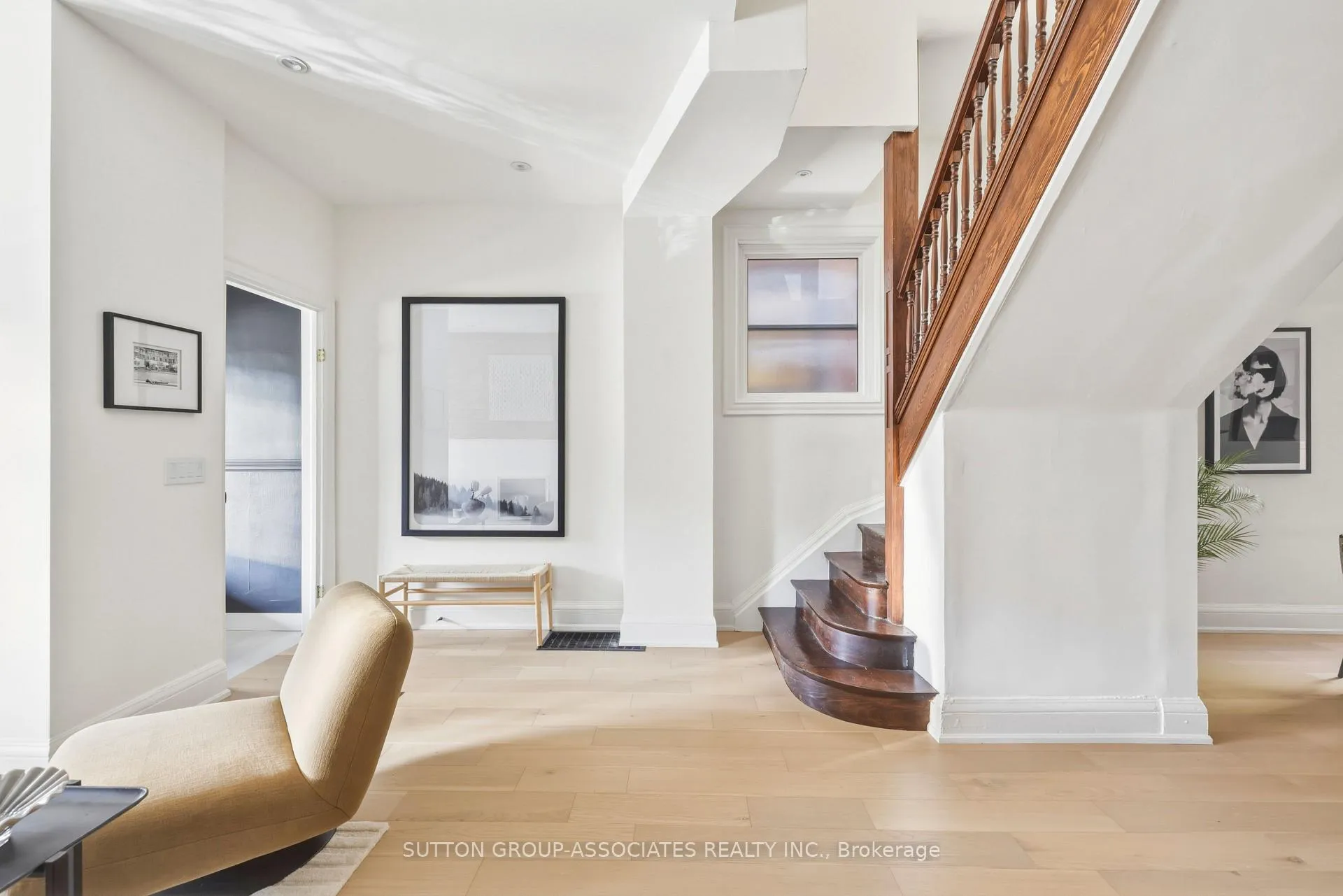 Photo 2 of 533 Brunswick Avenue, Toronto, The Annex — HOMEH