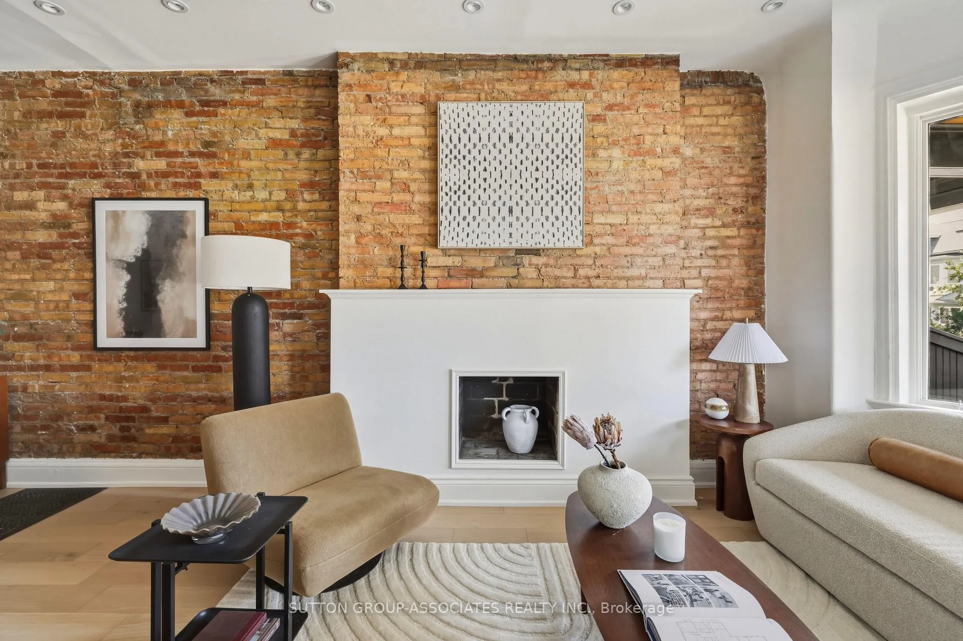 Photo 5 of 533 Brunswick Avenue, Toronto, The Annex — HOMEH