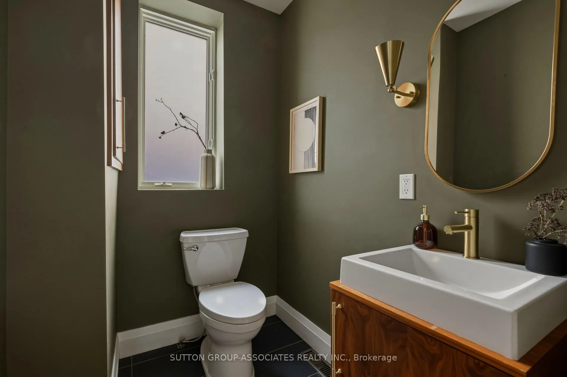 Photo 10 of 533 Brunswick Avenue, Toronto, The Annex — HOMEH