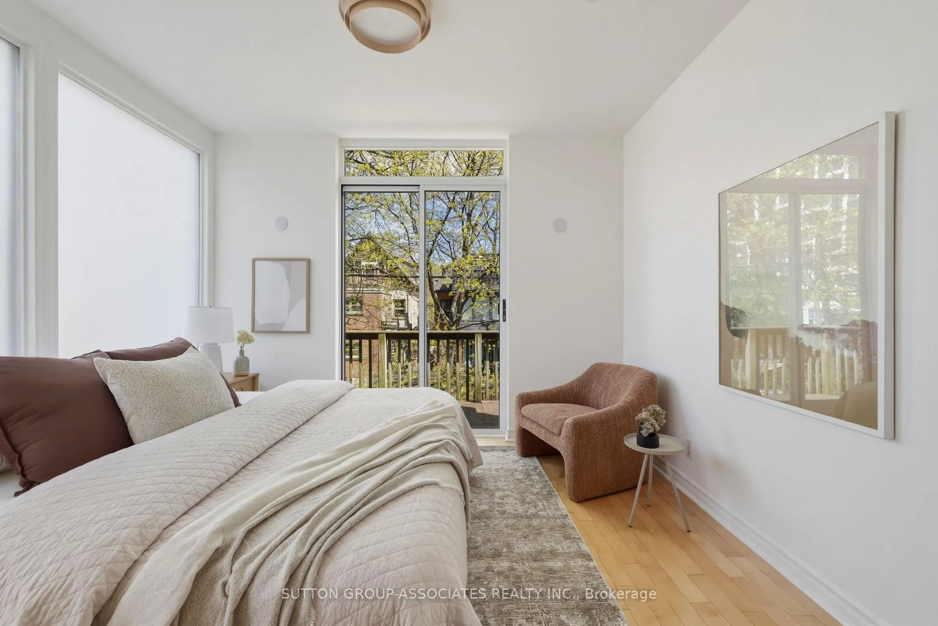 Photo 32 of 533 Brunswick Avenue, Toronto, The Annex — HOMEH