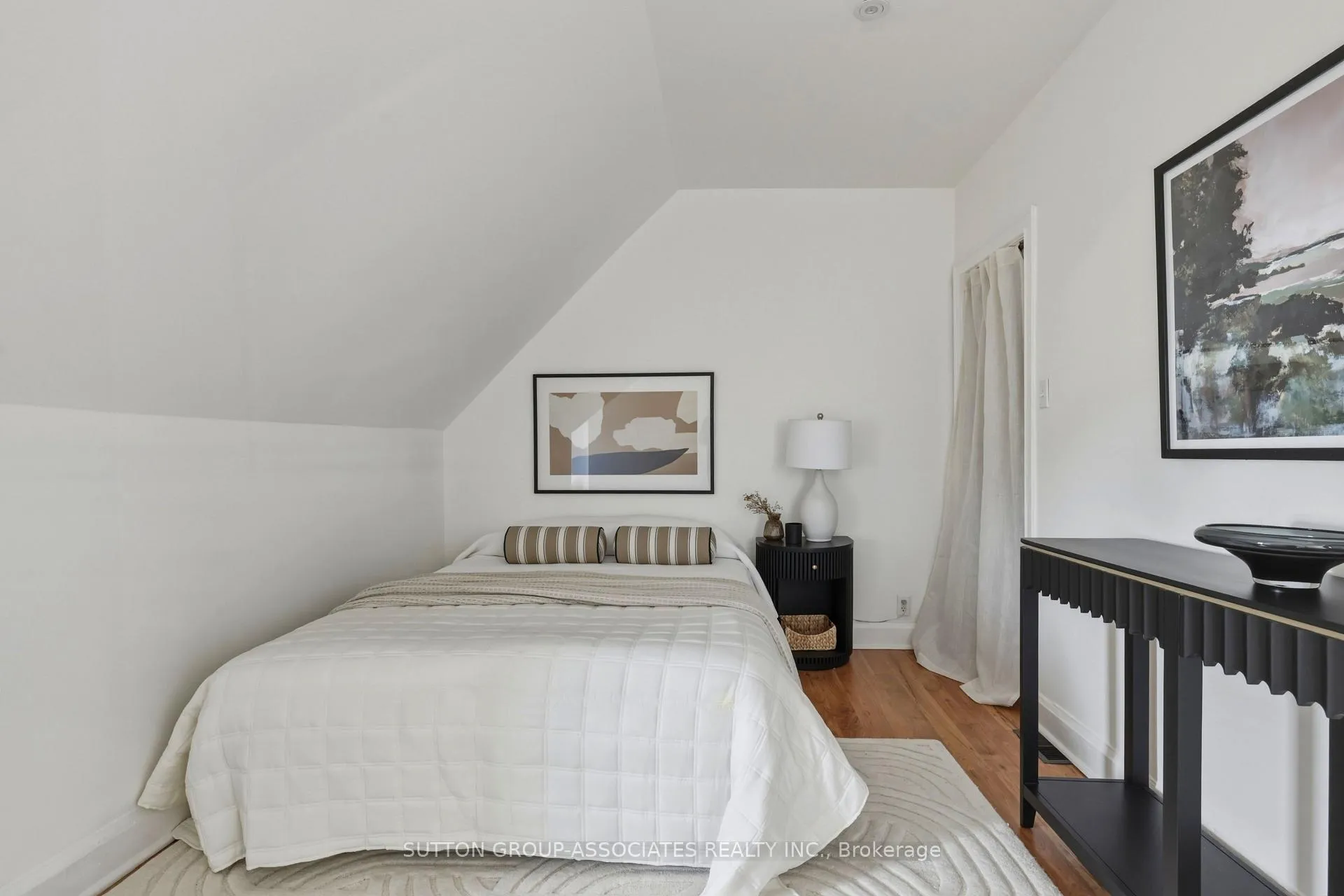 Photo 41 of 533 Brunswick Avenue, Toronto, The Annex — HOMEH