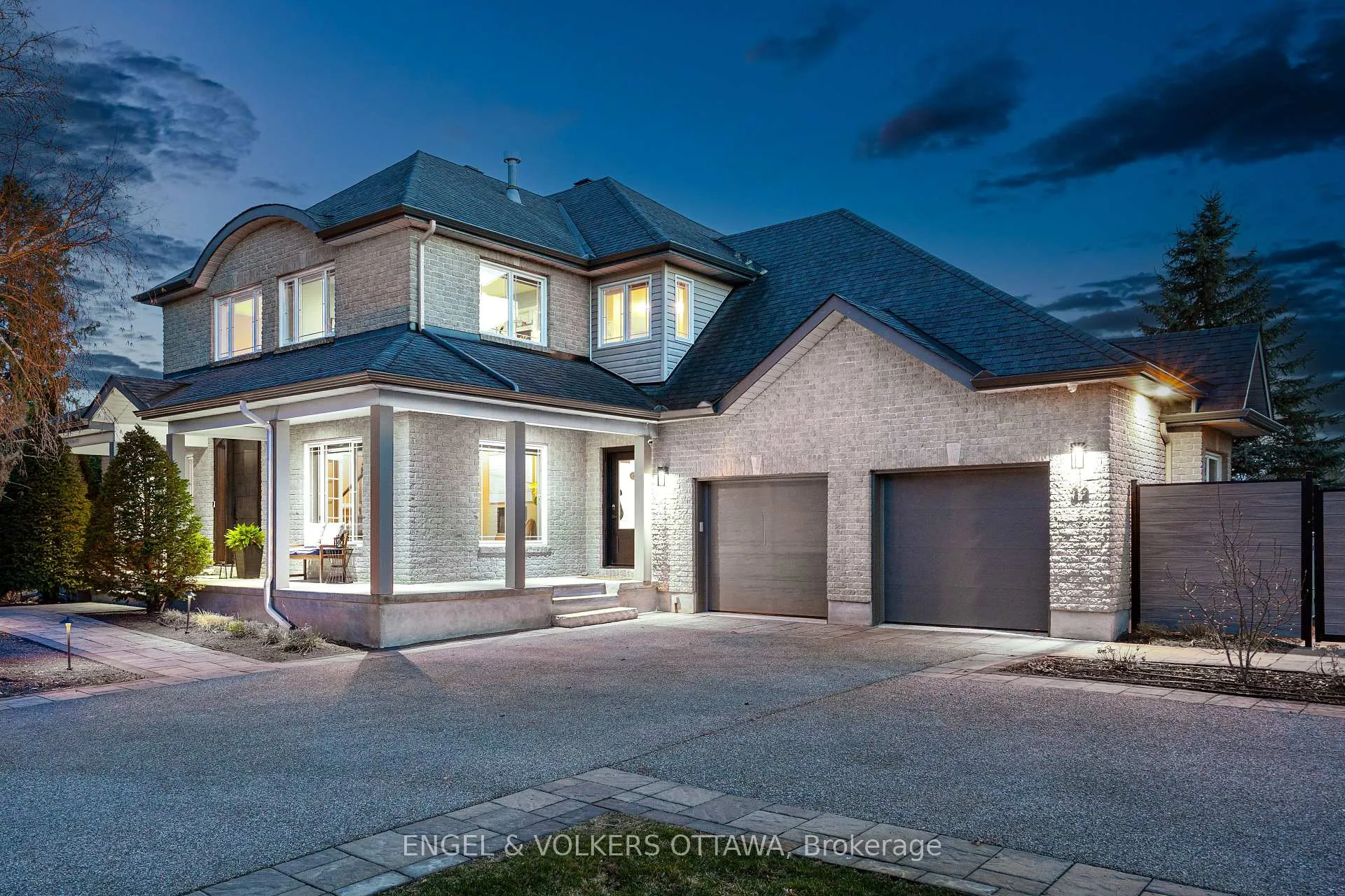 Photo 3 of 32 Barcham Crescent, Ottawa, Barrhaven - Hearts Desire — HOMEH