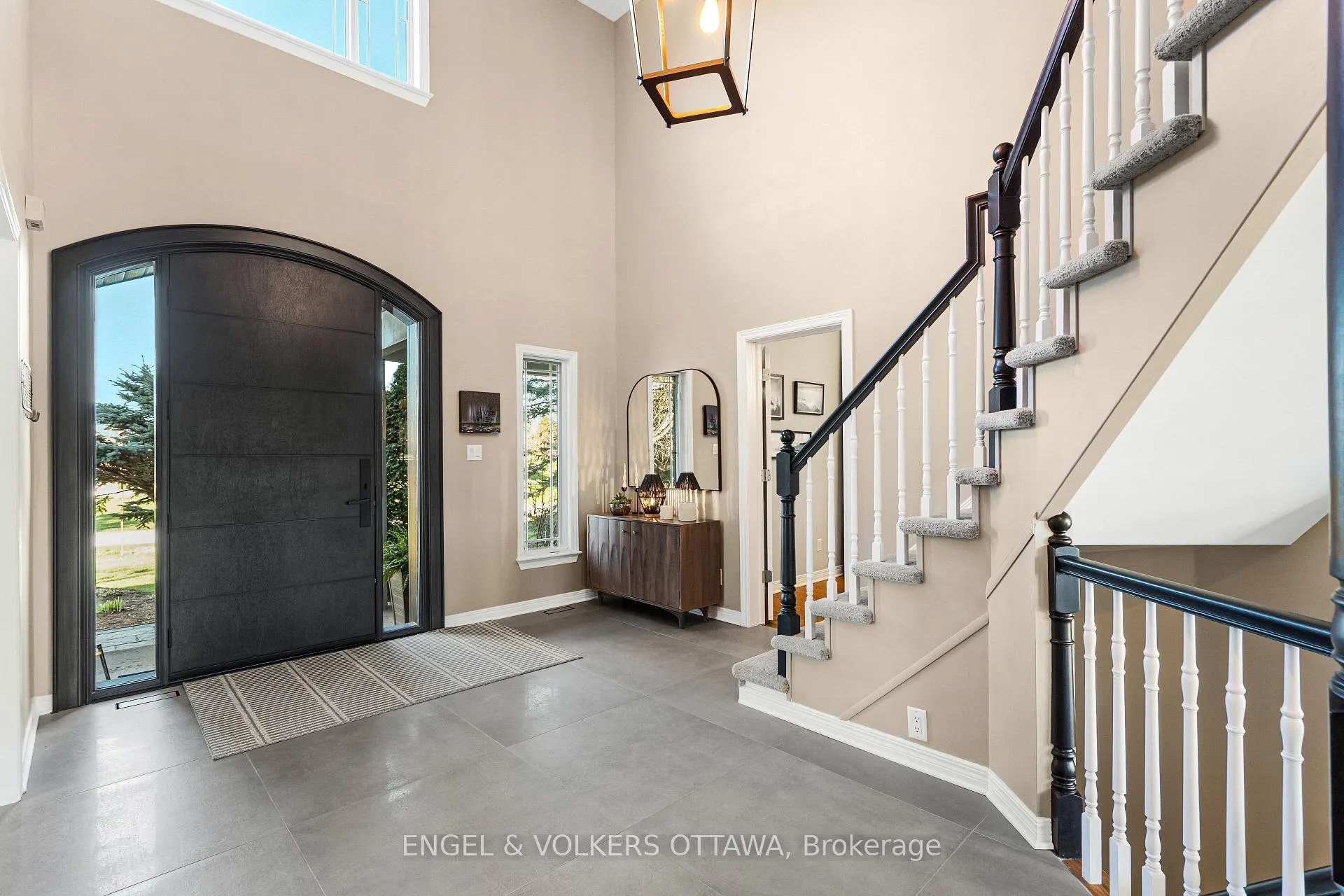 Photo 5 of 32 Barcham Crescent, Ottawa, Barrhaven - Hearts Desire — HOMEH