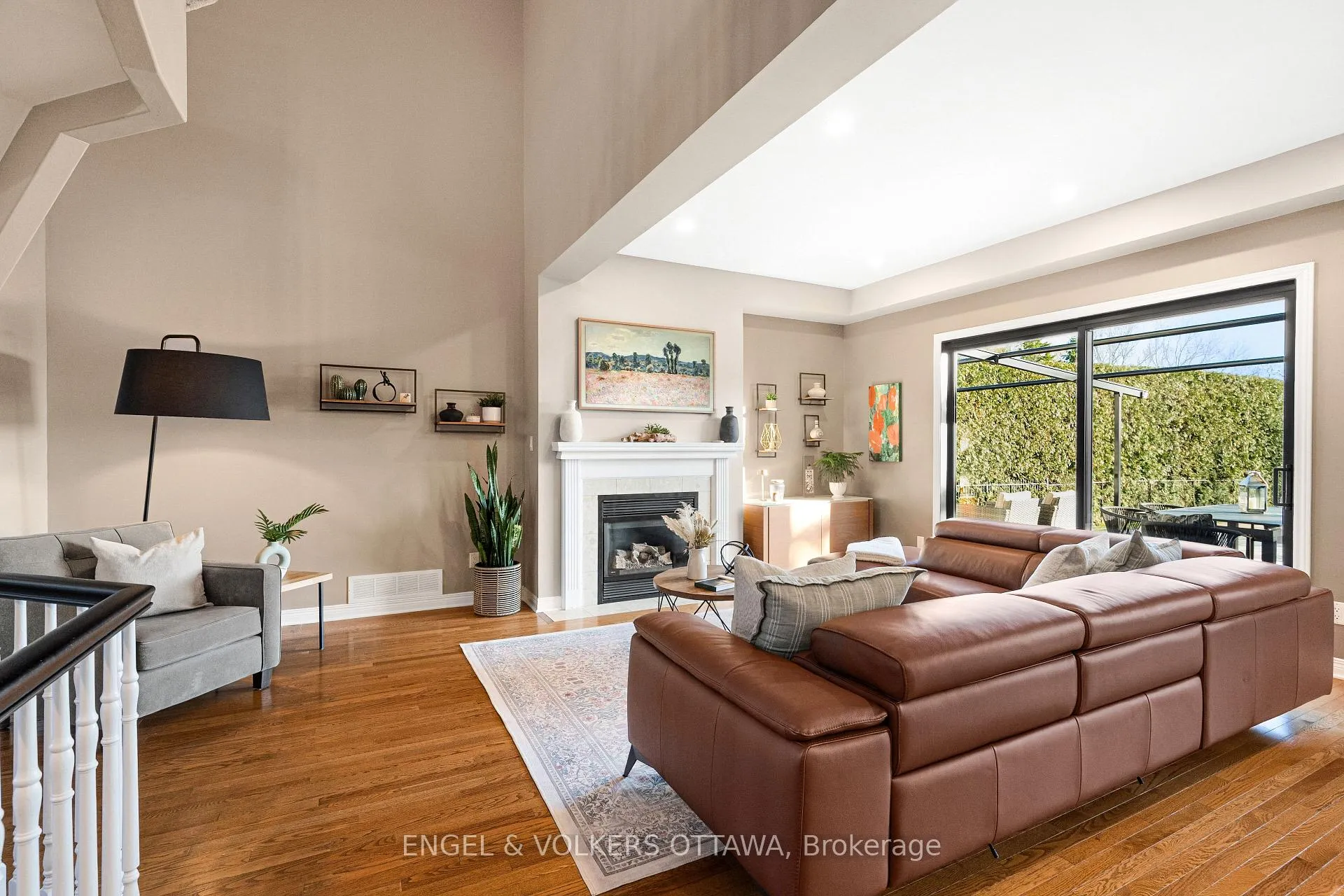 Photo 7 of 32 Barcham Crescent, Ottawa, Barrhaven - Hearts Desire — HOMEH