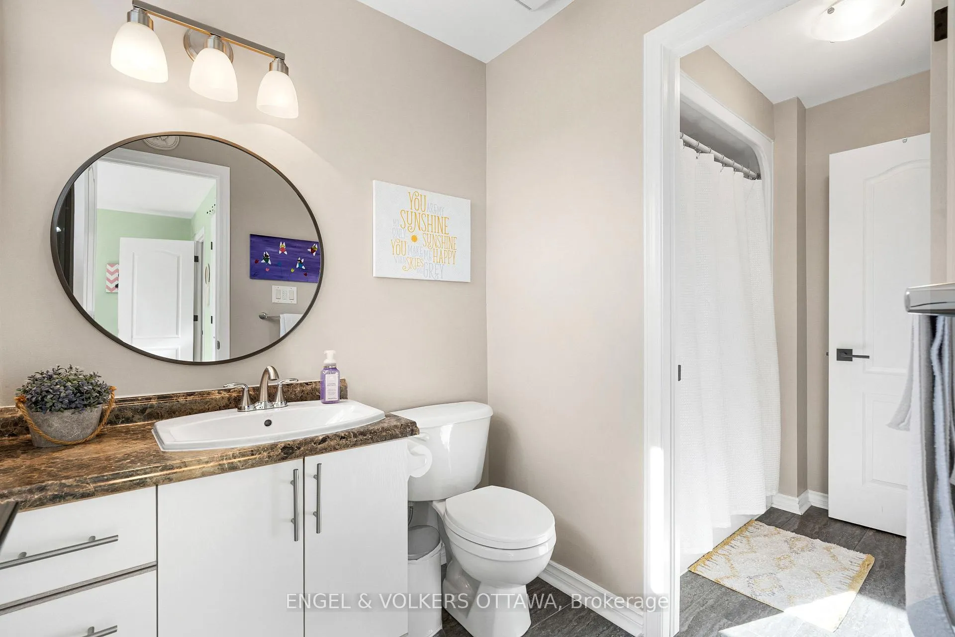 Photo 28 of 32 Barcham Crescent, Ottawa, Barrhaven - Hearts Desire — HOMEH