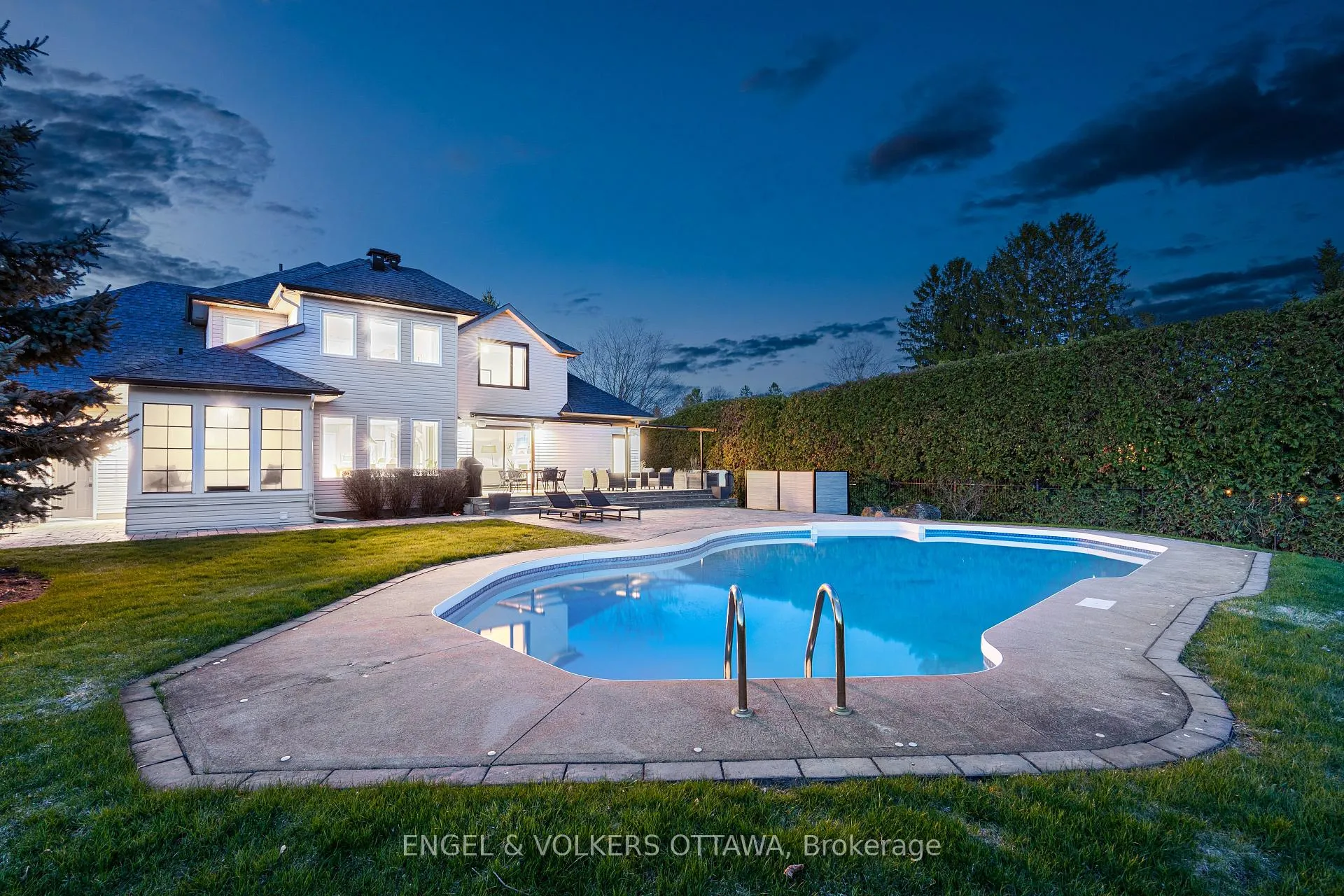 Photo 44 of 32 Barcham Crescent, Ottawa, Barrhaven - Hearts Desire — HOMEH