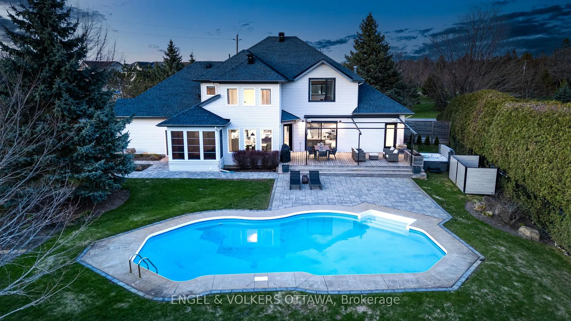 Photo 45 of 32 Barcham Crescent, Ottawa, Barrhaven - Hearts Desire — HOMEH