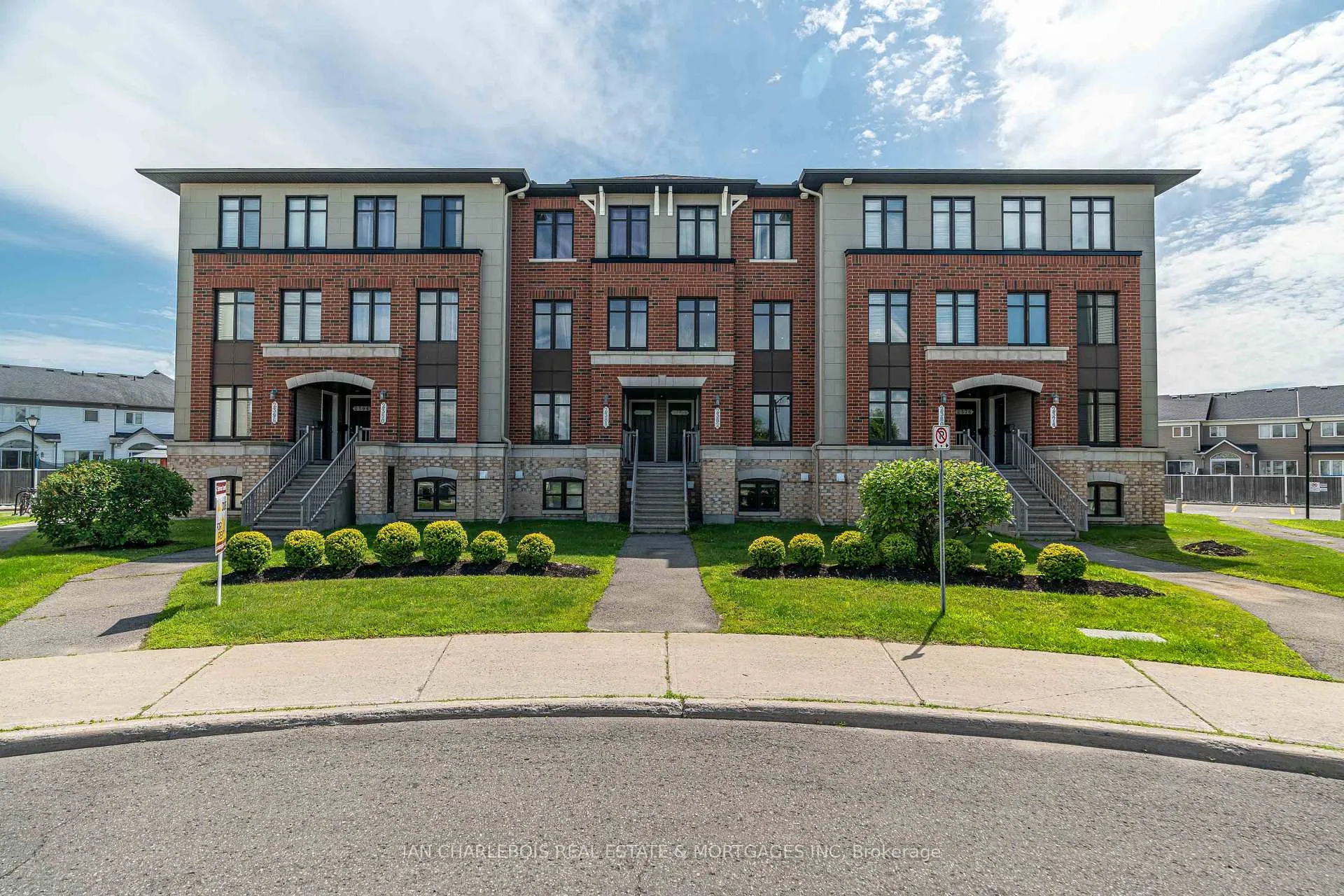 Photo 1 of Unit 10, 2382 Esprit Drive, Ottawa, Avalon East — HOMEH