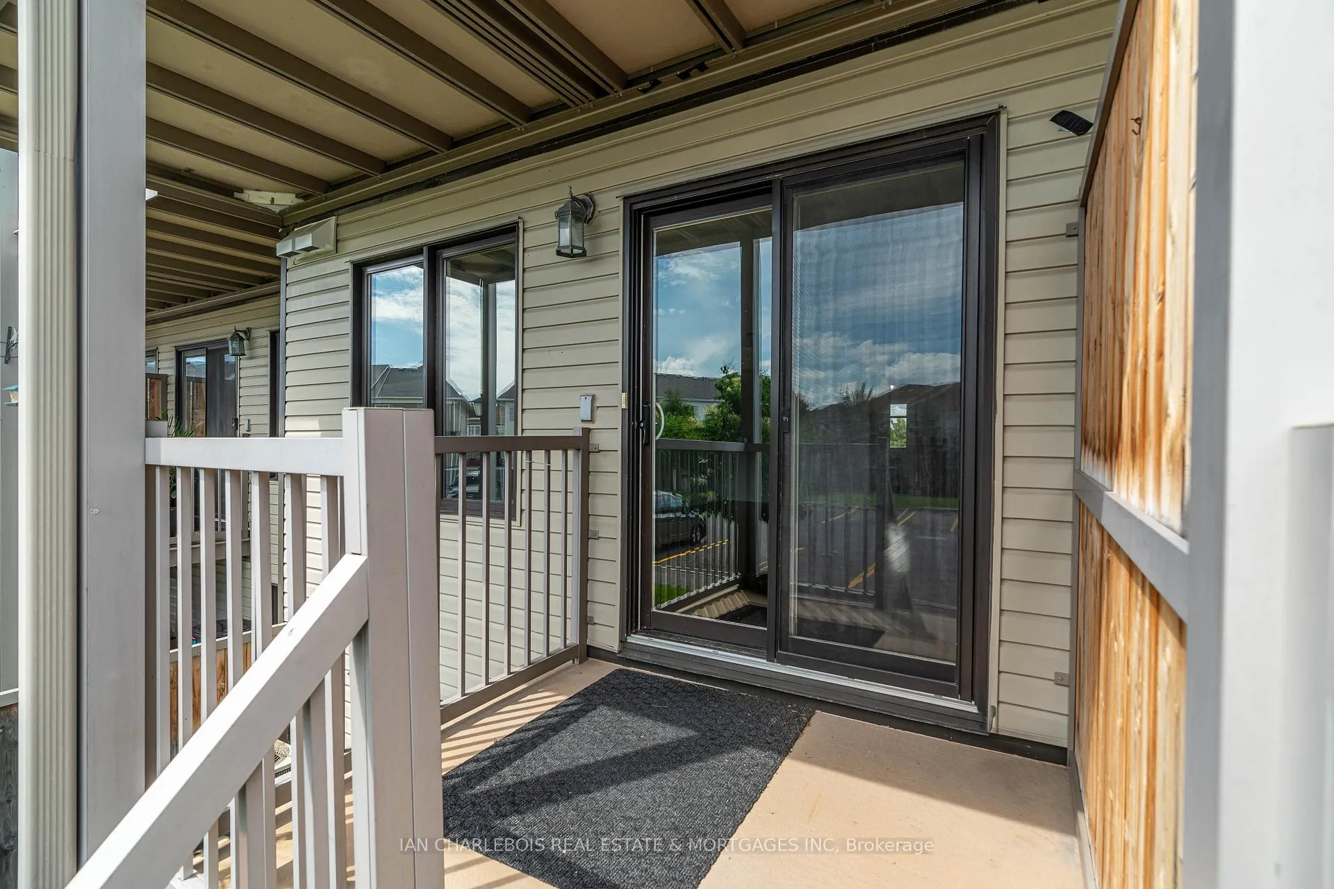 Photo 18 of Unit 10, 2382 Esprit Drive, Ottawa, Avalon East — HOMEH