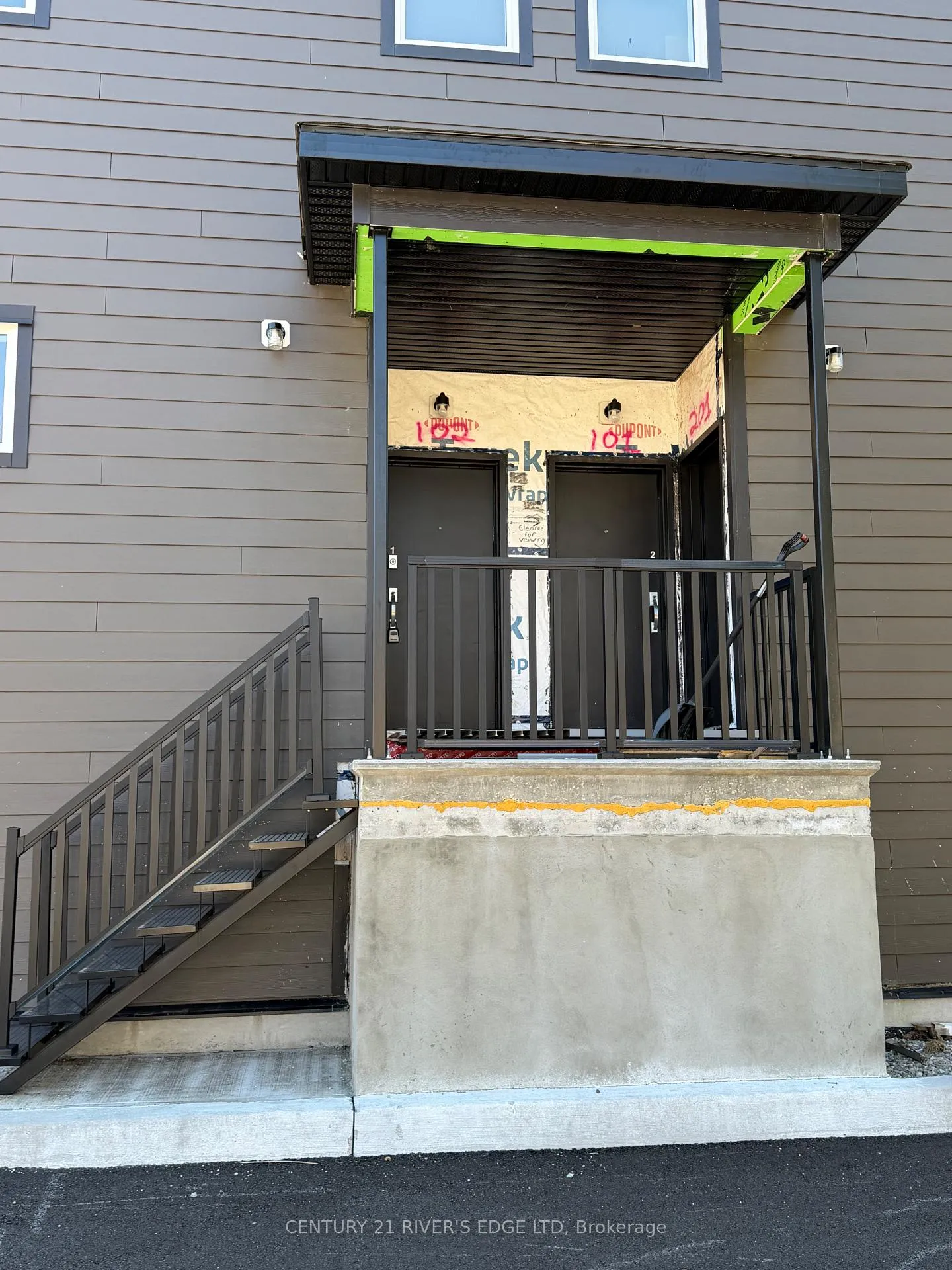 Photo 8 of 131 Gore Street E, Perth — HOMEH