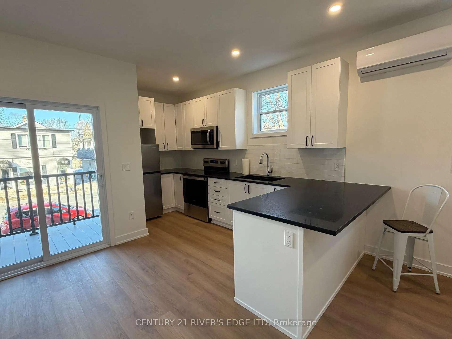 Photo 11 of 131 Gore Street E, Perth — HOMEH