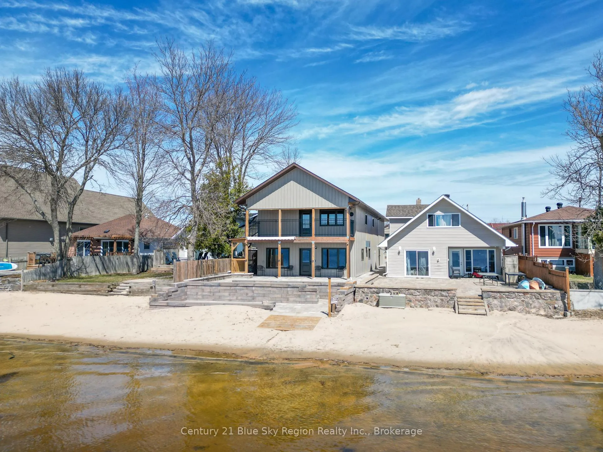 Photo 1 of 715 Lakeshore Drive, North Bay, Ferris — HOMEH