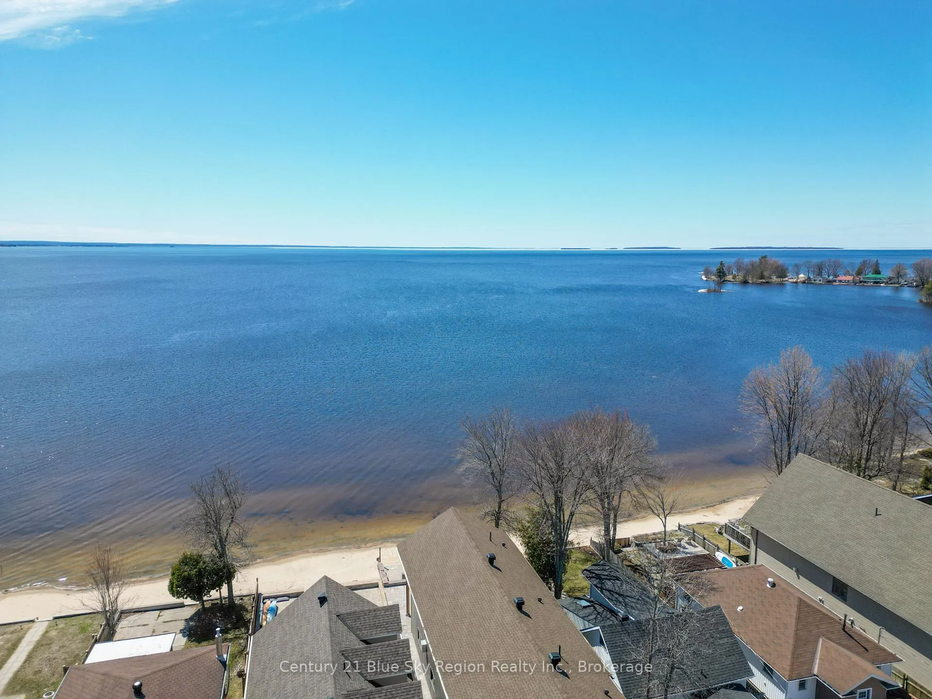 Photo 3 of 715 Lakeshore Drive, North Bay, Ferris — HOMEH
