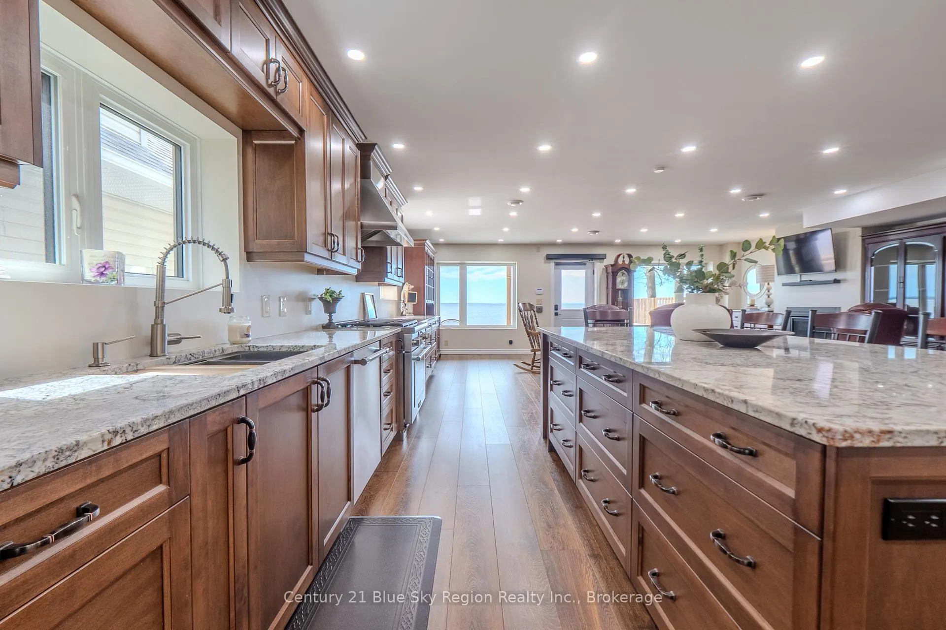 Photo 8 of 715 Lakeshore Drive, North Bay, Ferris — HOMEH