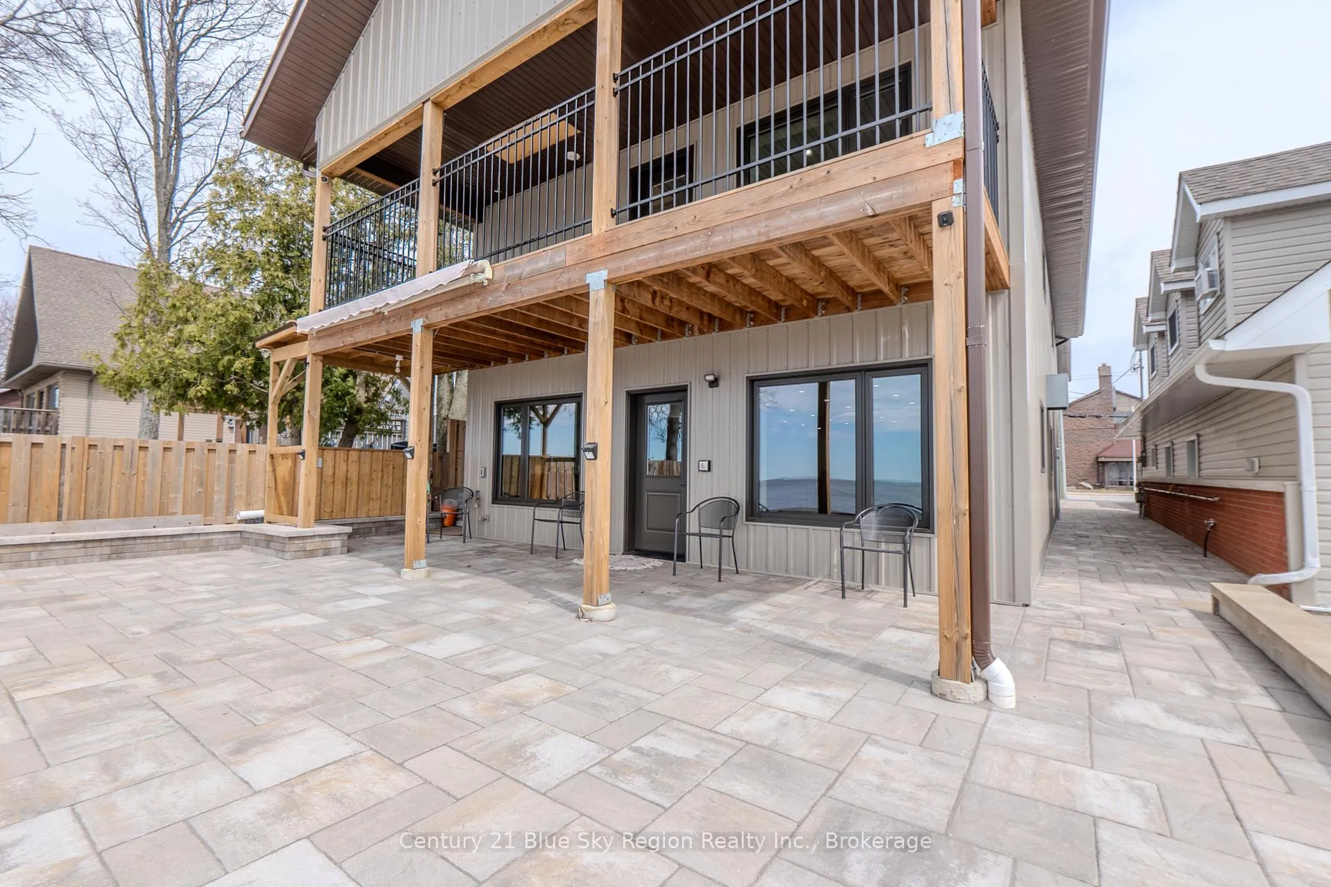 Photo 19 of 715 Lakeshore Drive, North Bay, Ferris — HOMEH