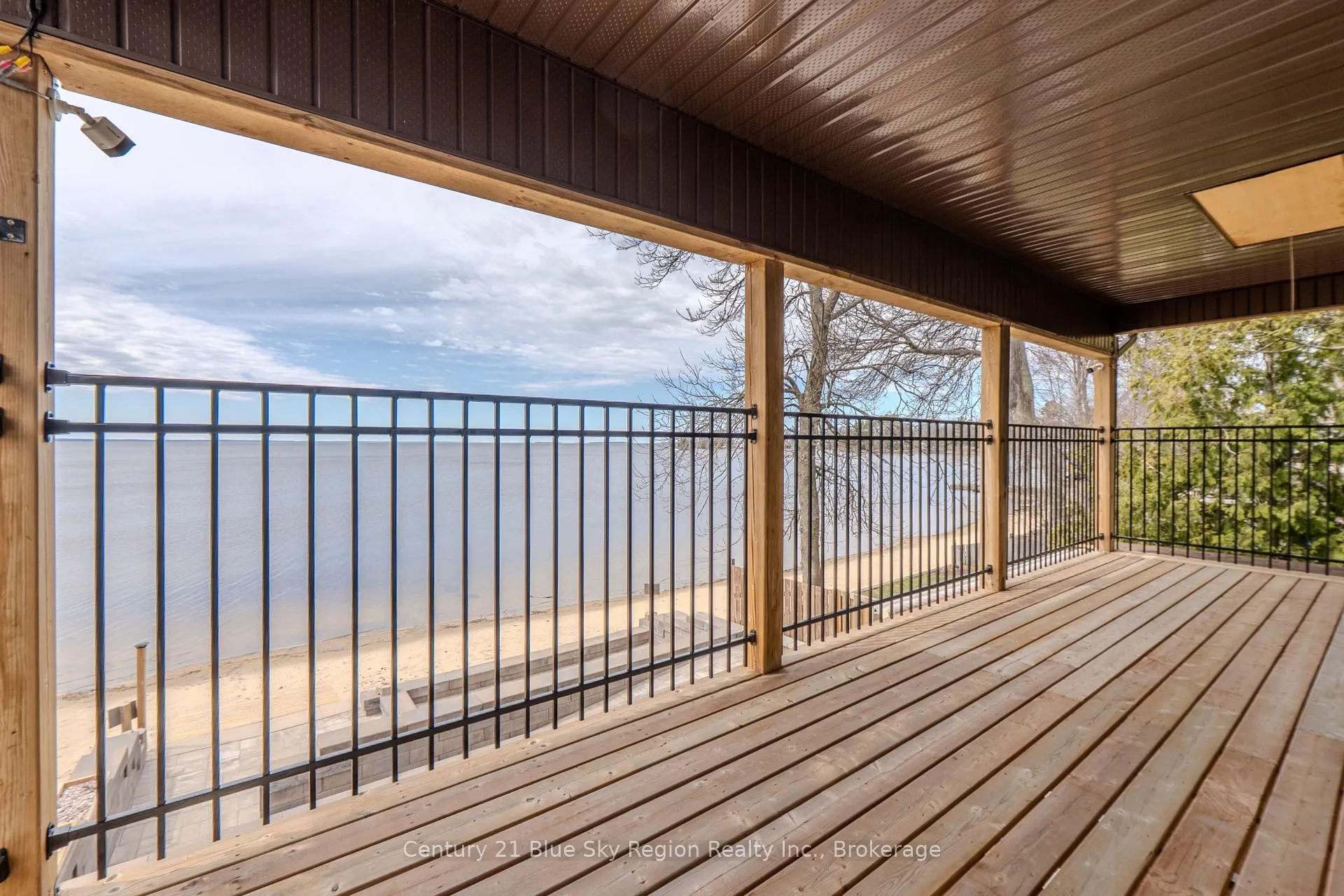 Photo 33 of 715 Lakeshore Drive, North Bay, Ferris — HOMEH