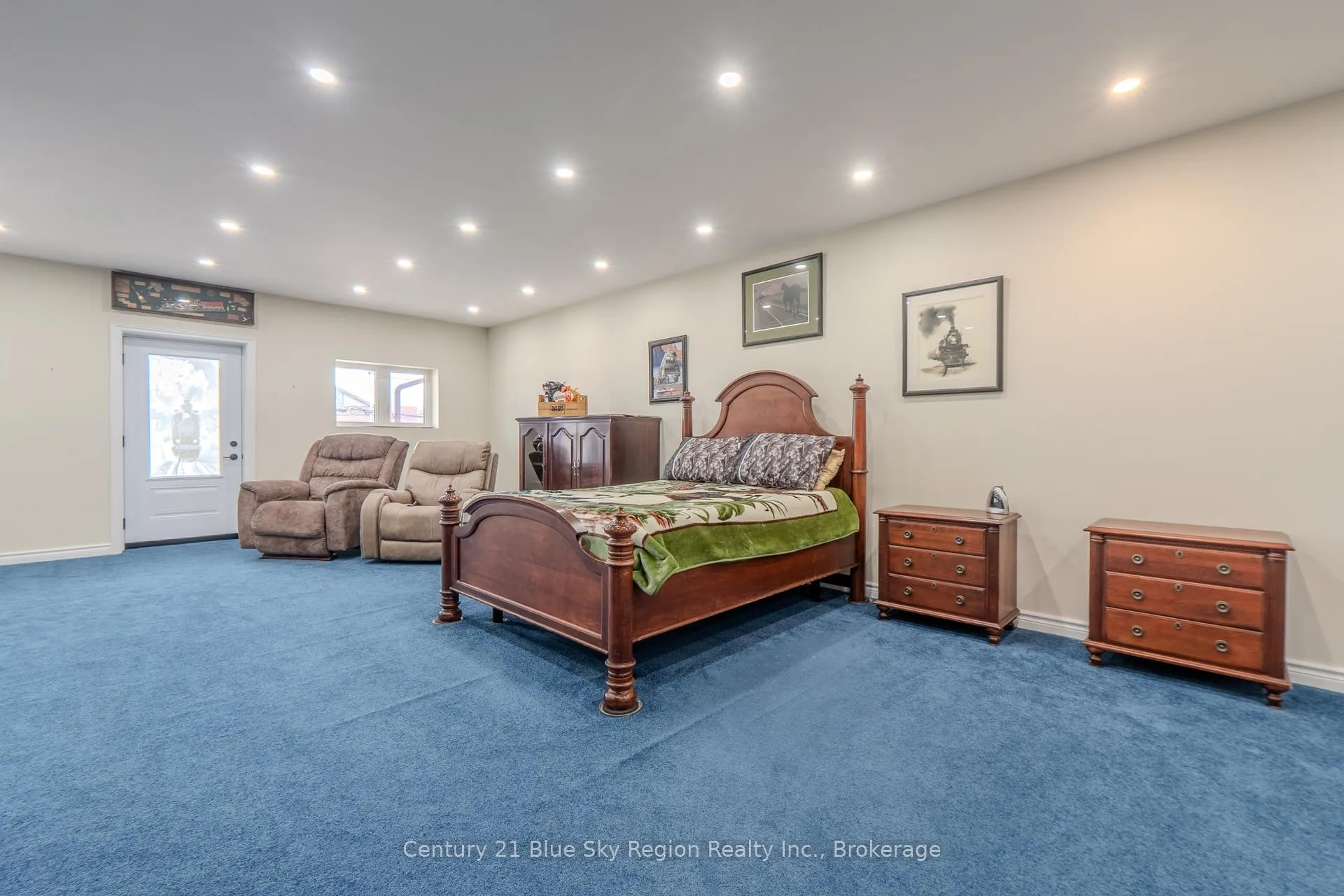 Photo 40 of 715 Lakeshore Drive, North Bay, Ferris — HOMEH
